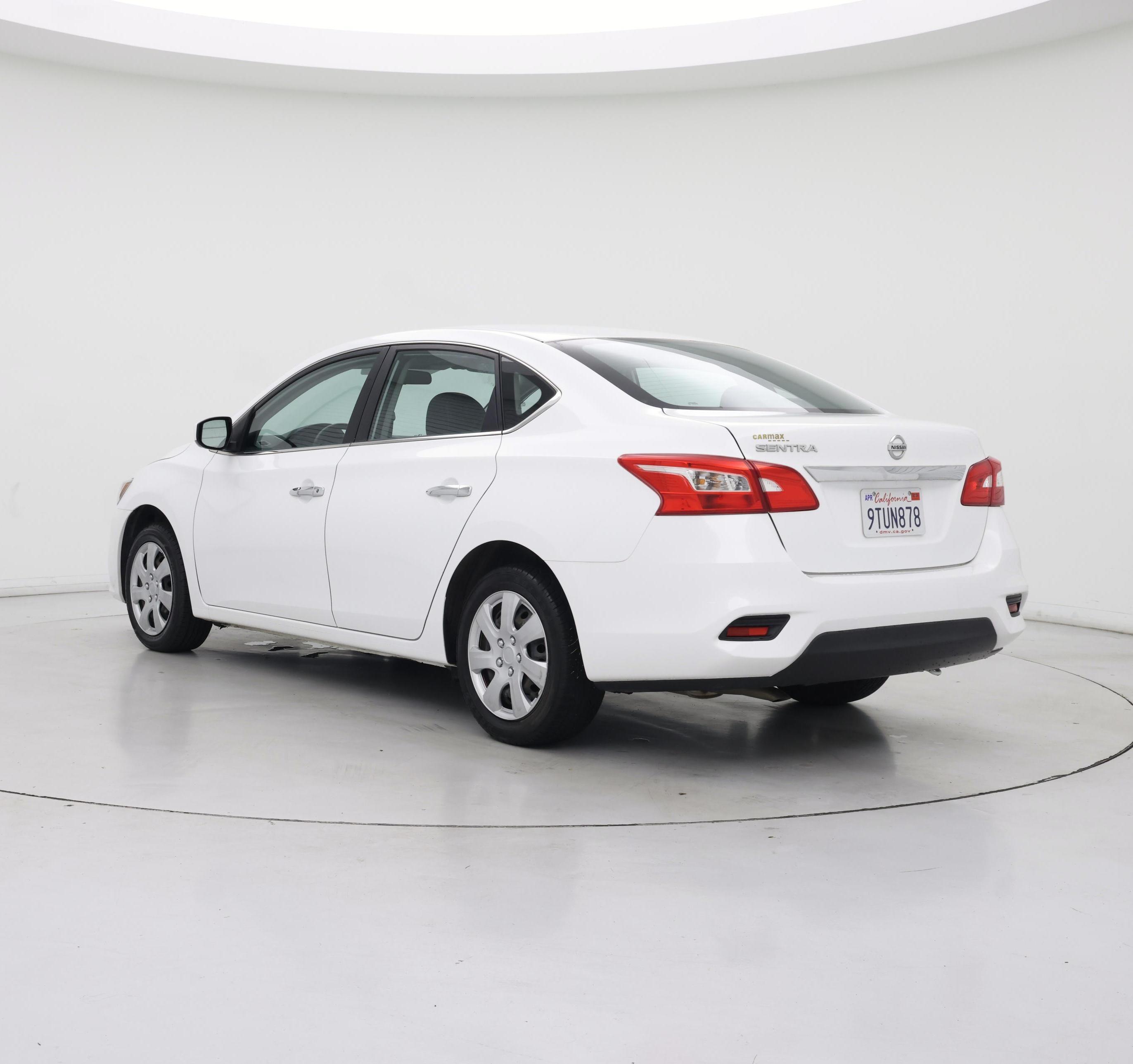 Thumbnail: 2016 Nissan Sentra - 2