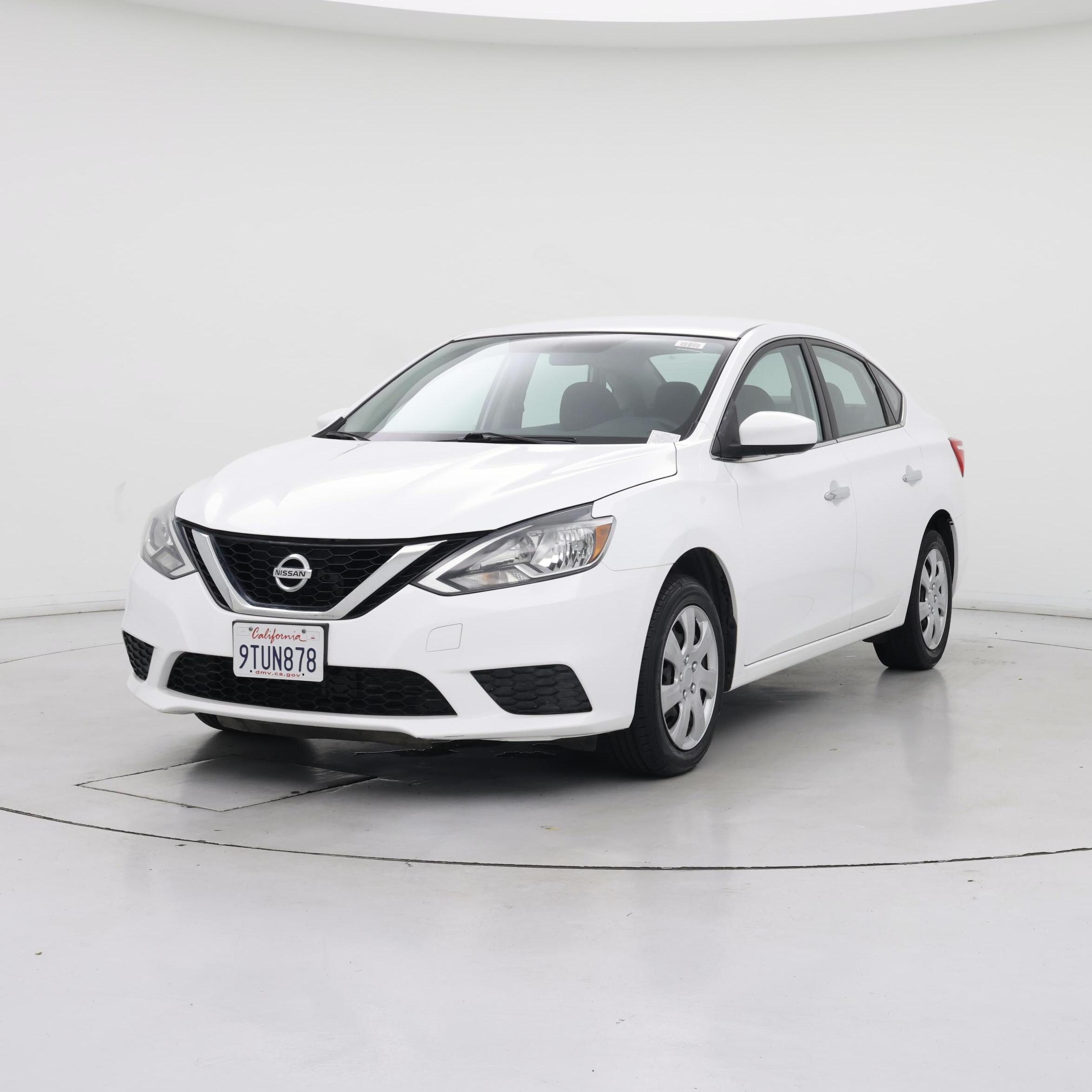 Thumbnail: 2016 Nissan Sentra - 4