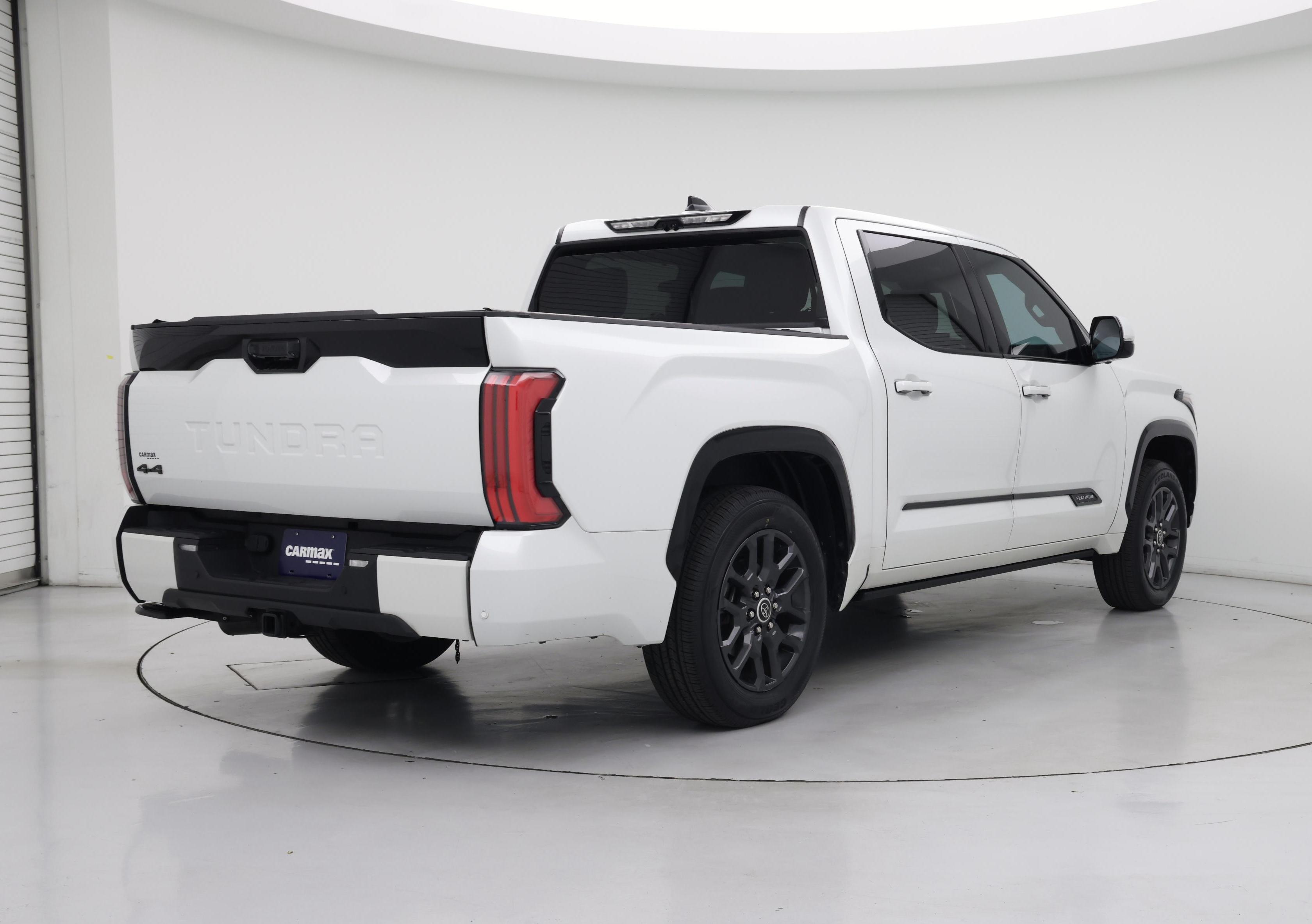Thumbnail: 2022 Toyota Tundra - 8