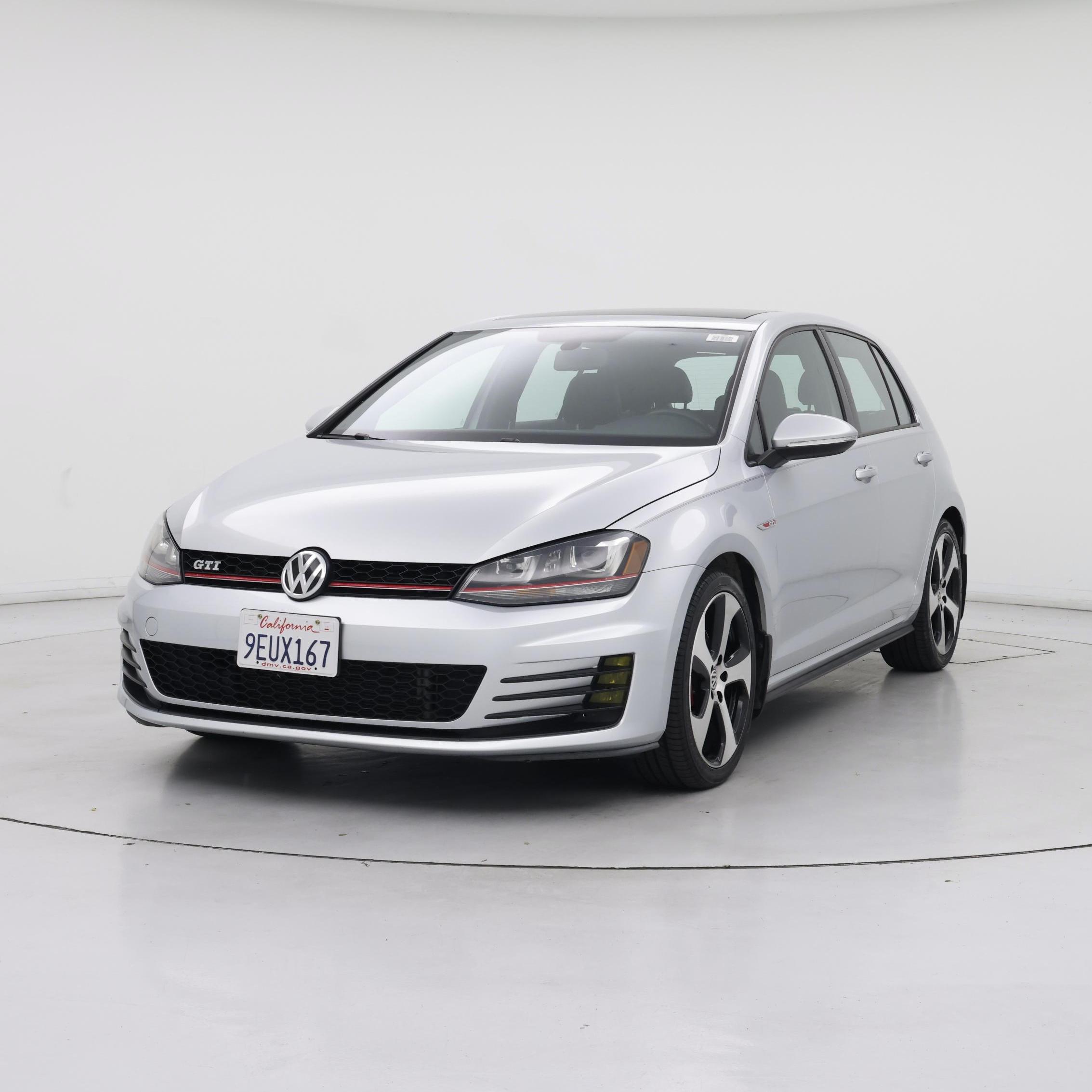Thumbnail: 2015 Volkswagen Golf - 4