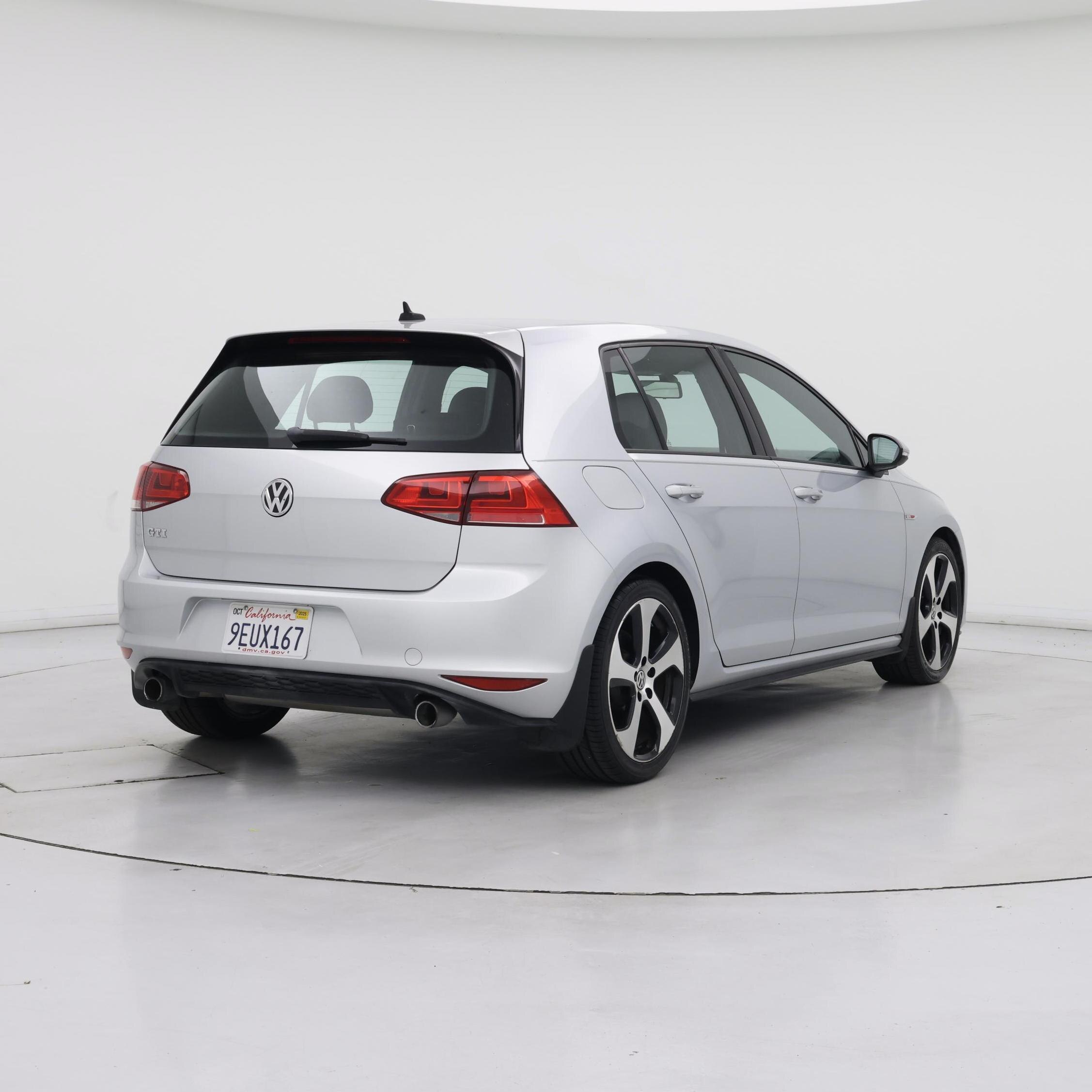 Thumbnail: 2015 Volkswagen Golf - 8