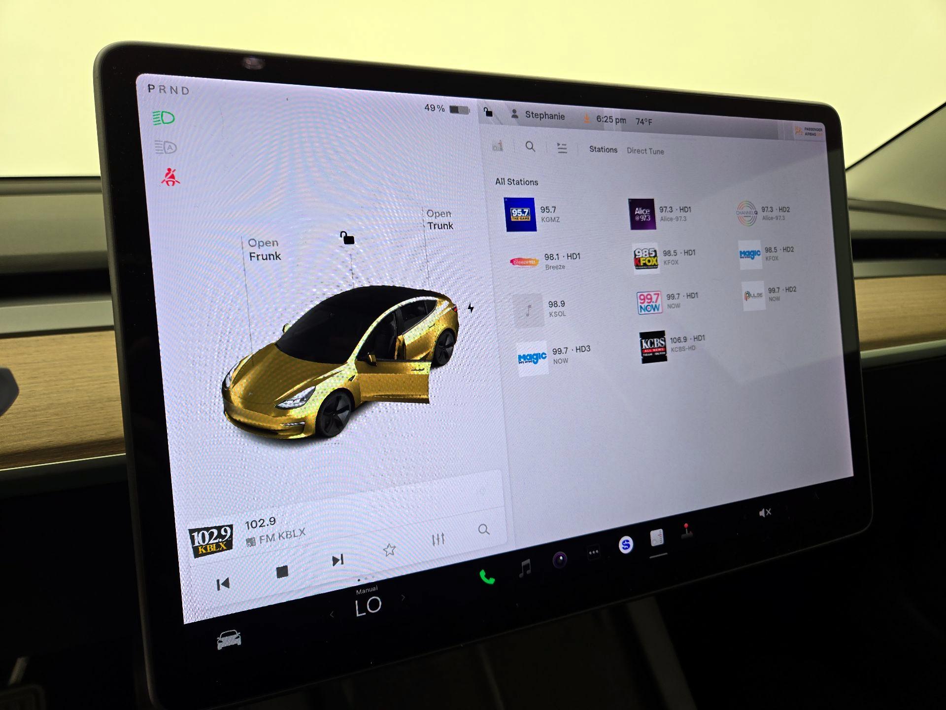 Thumbnail: 2021 Tesla Model 3 - 15
