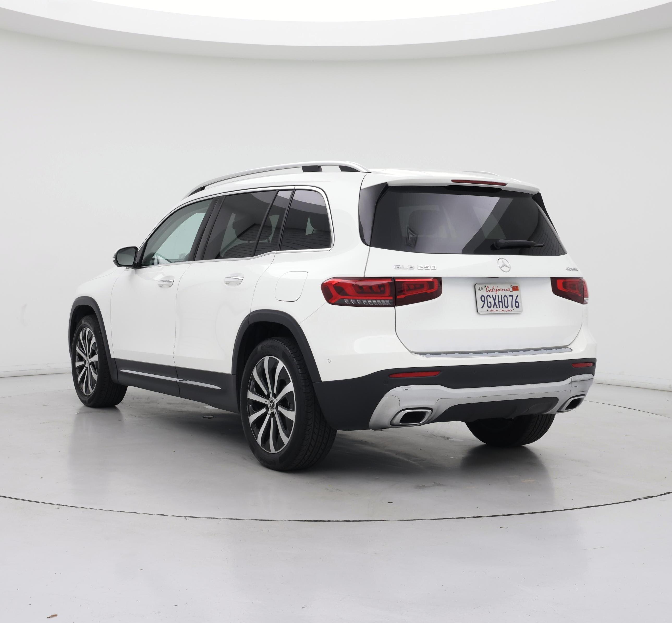 Thumbnail: 2023 Mercedes-Benz GLB - 2