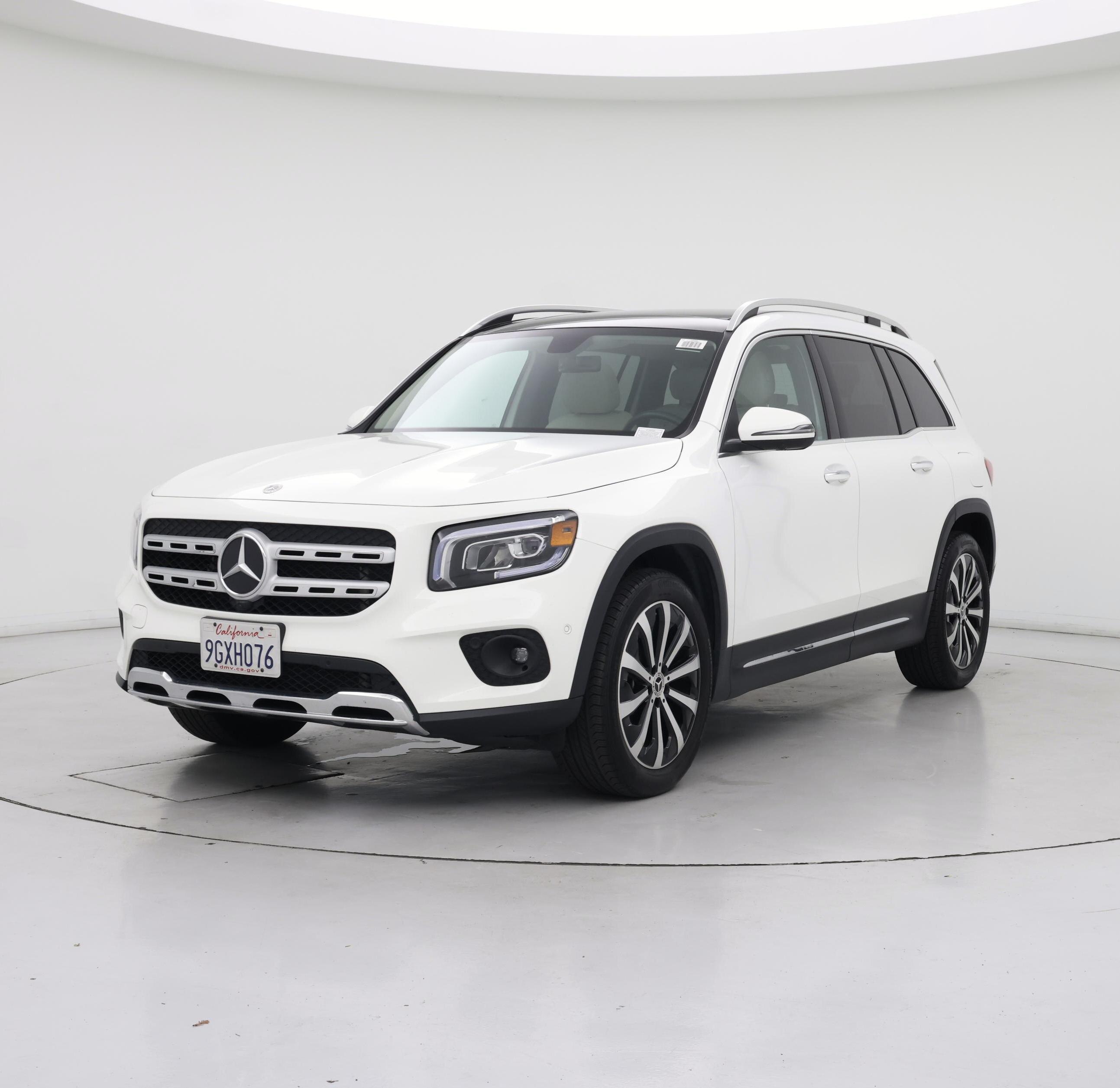 Thumbnail: 2023 Mercedes-Benz GLB - 4