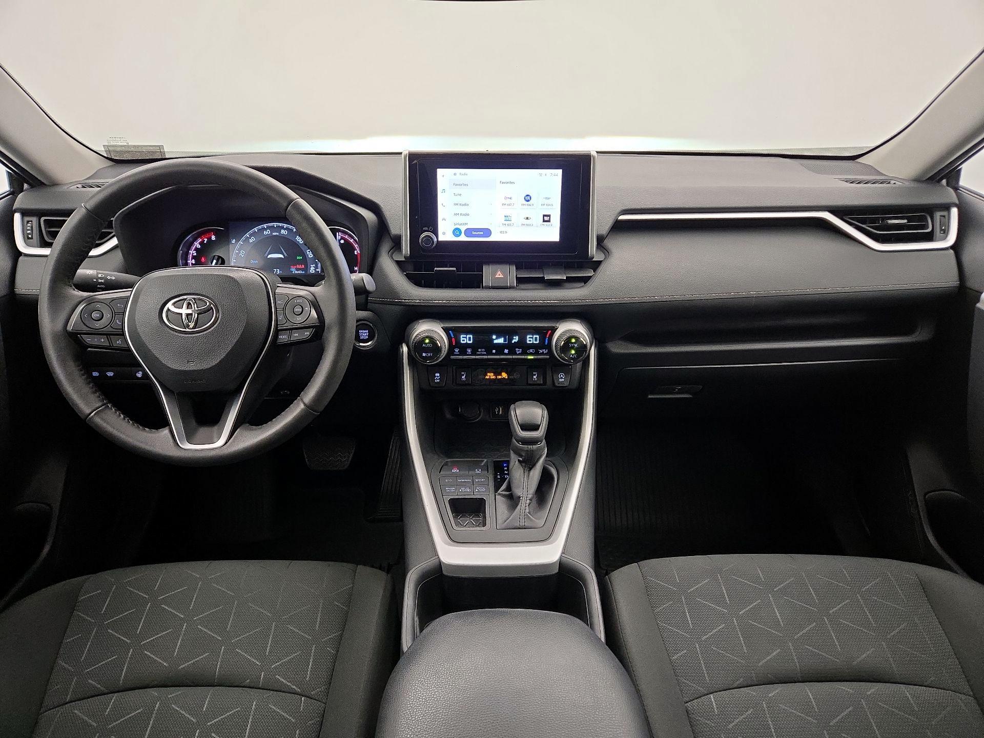 Thumbnail: 2024 Toyota RAV4 - 9