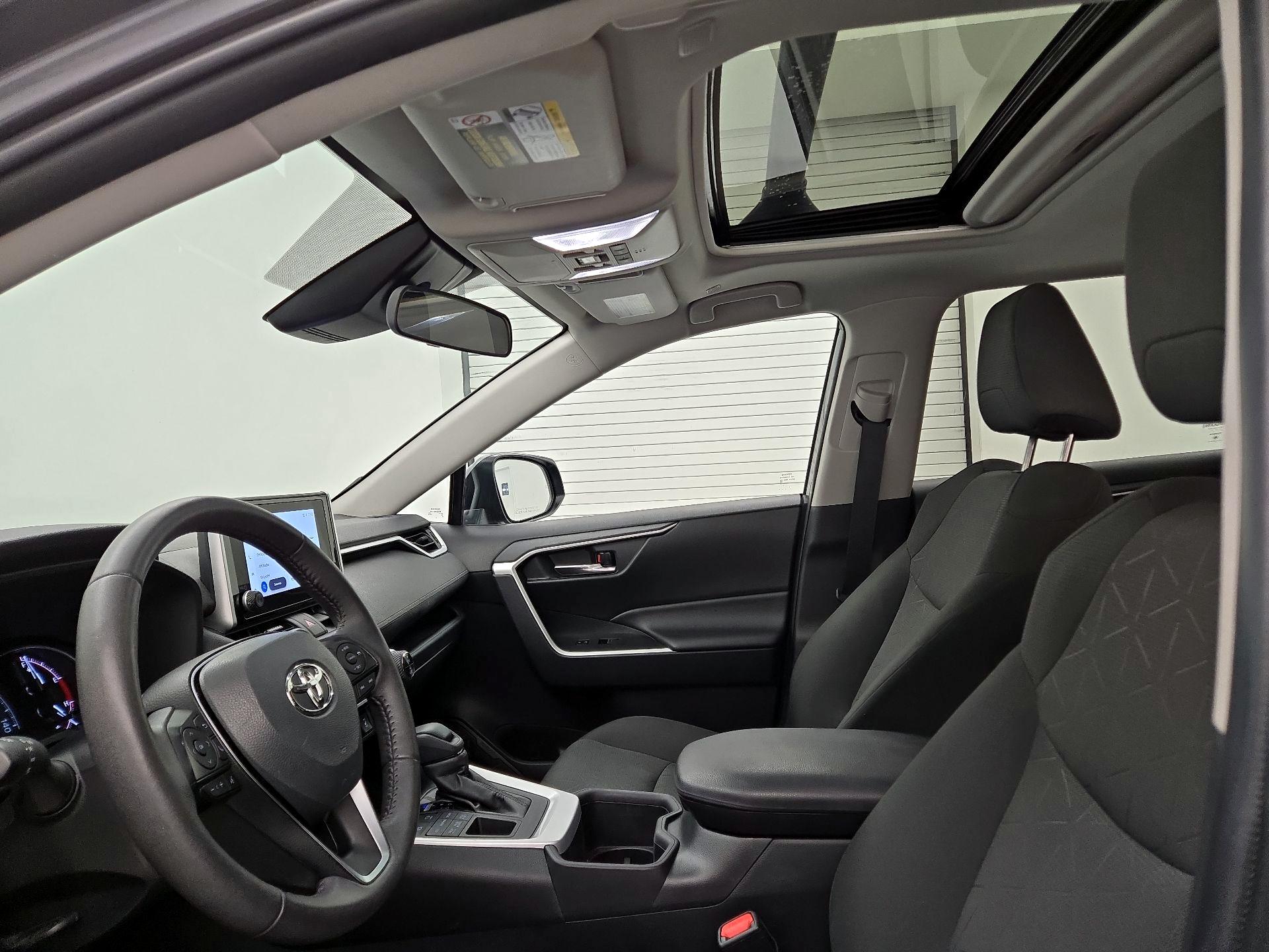 Thumbnail: 2024 Toyota RAV4 - 19