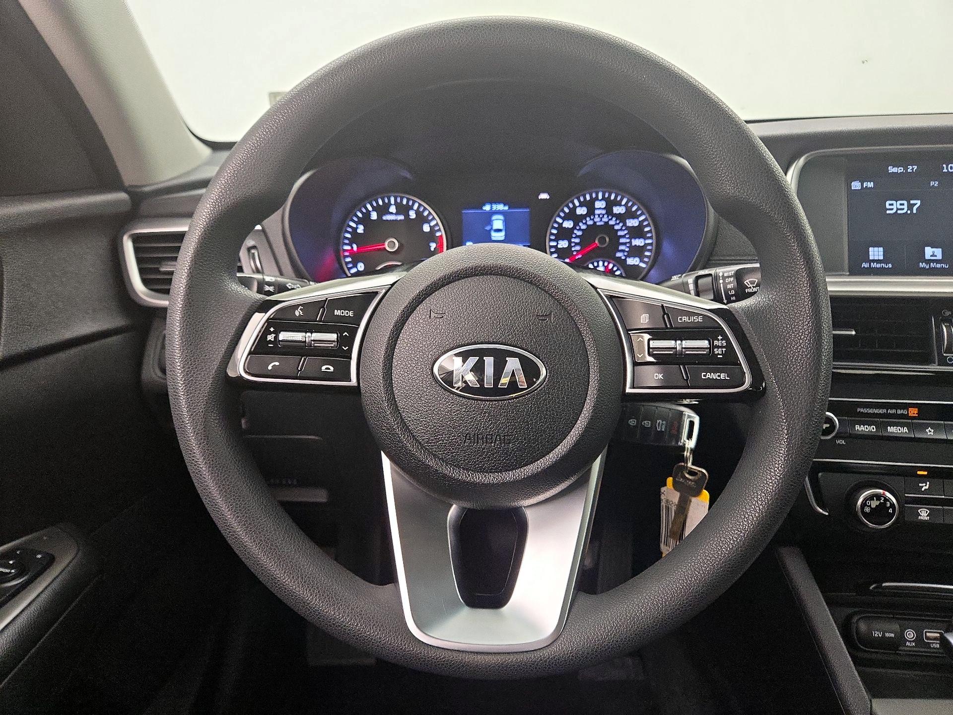 Thumbnail: 2020 Kia Optima - 10