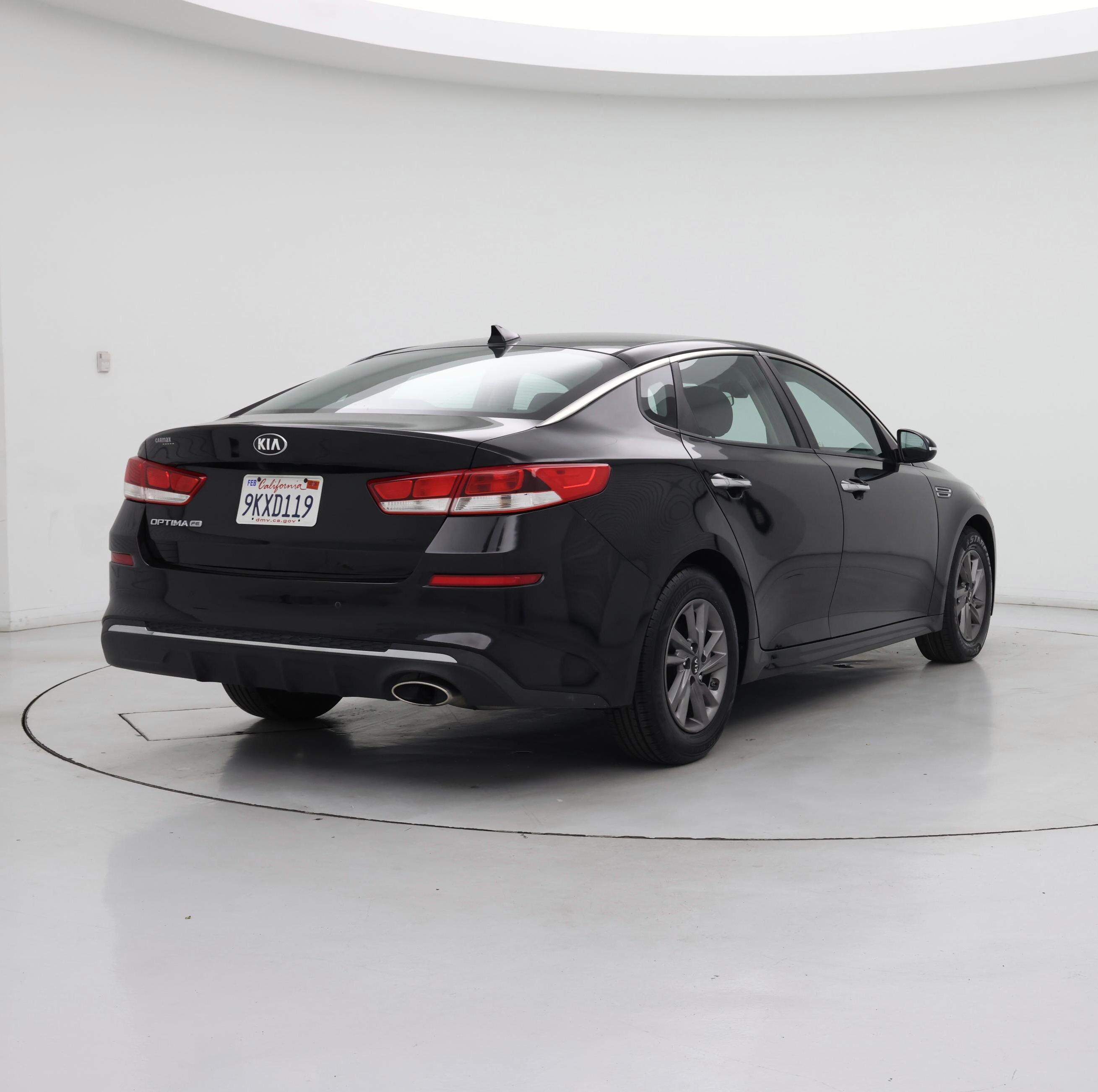 Thumbnail: 2020 Kia Optima - 8