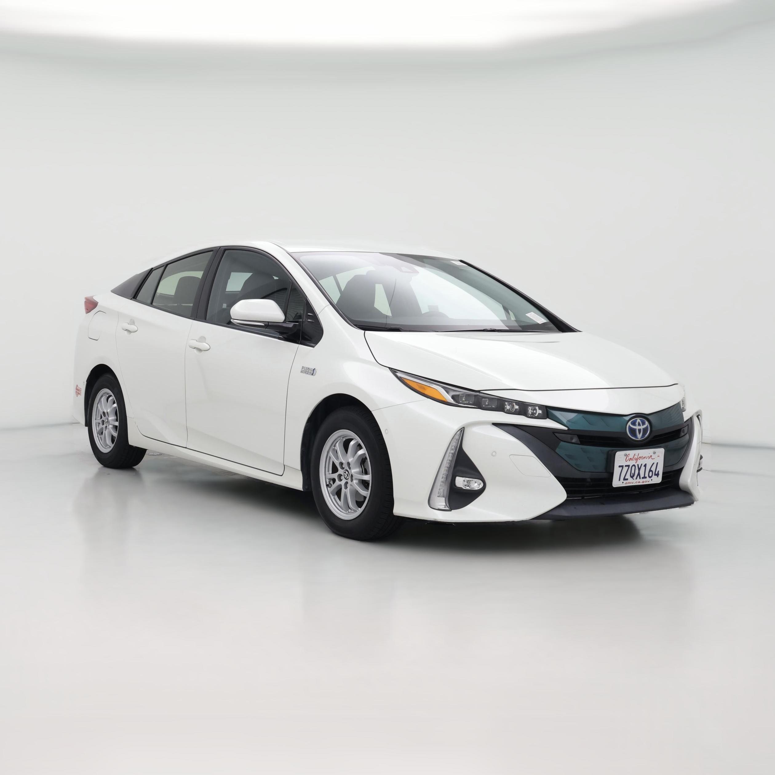 Thumbnail: 2017 Toyota Prius Prime - 1