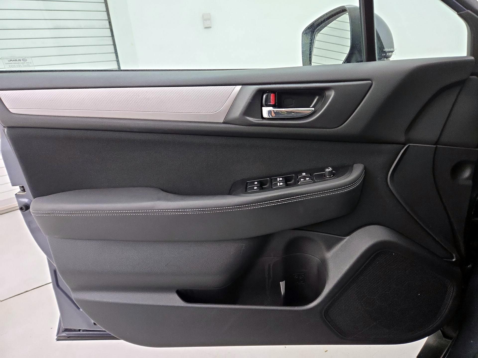 Thumbnail: 2016 Subaru Outback - 12