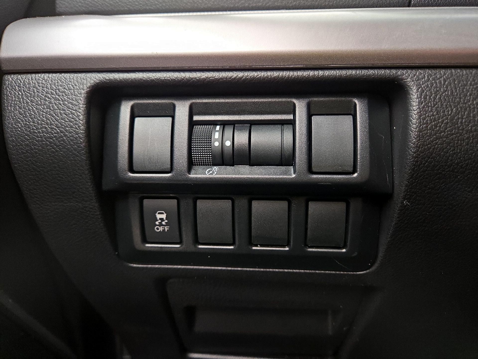 Thumbnail: 2016 Subaru Outback - 13