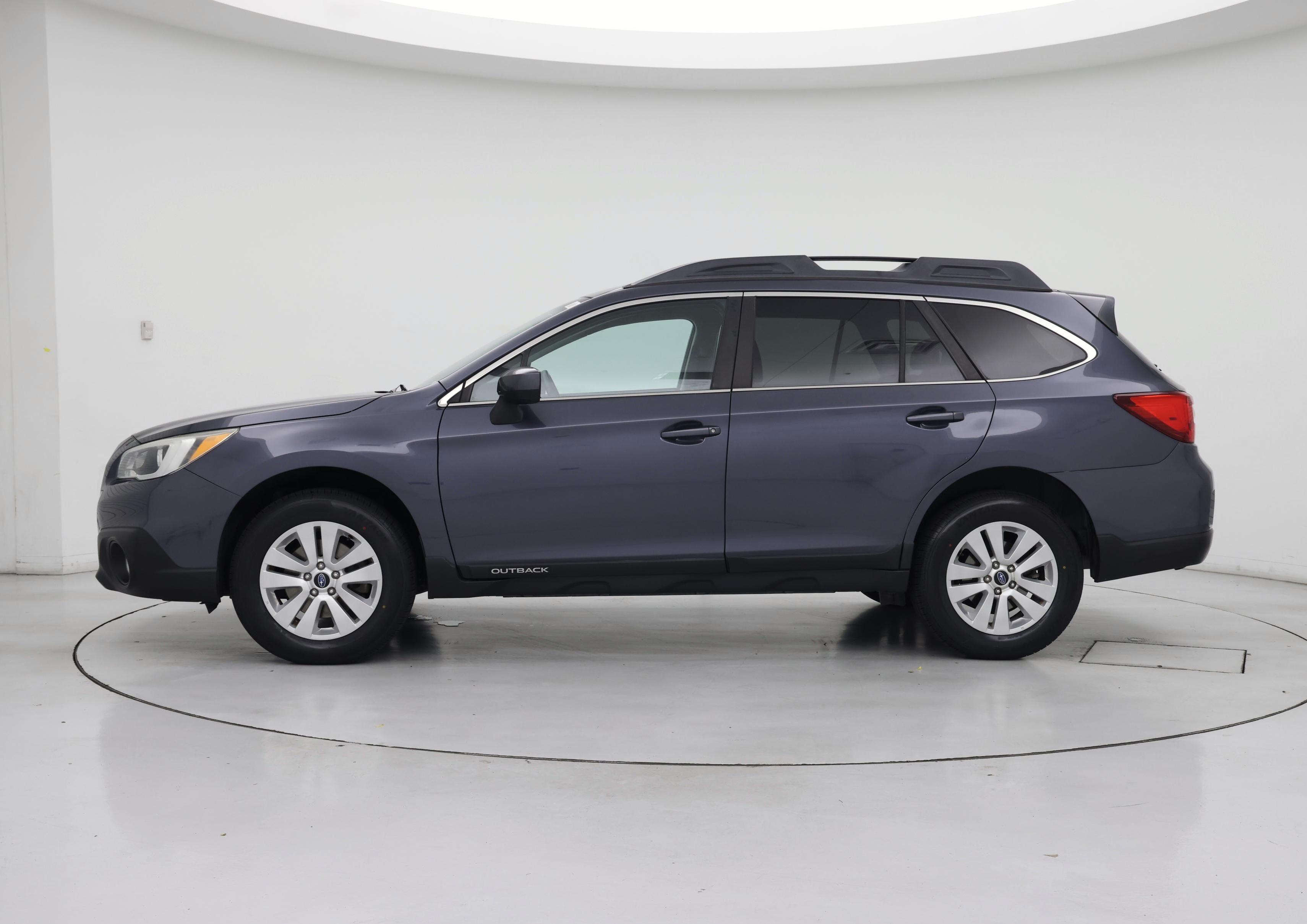 Thumbnail: 2016 Subaru Outback - 3