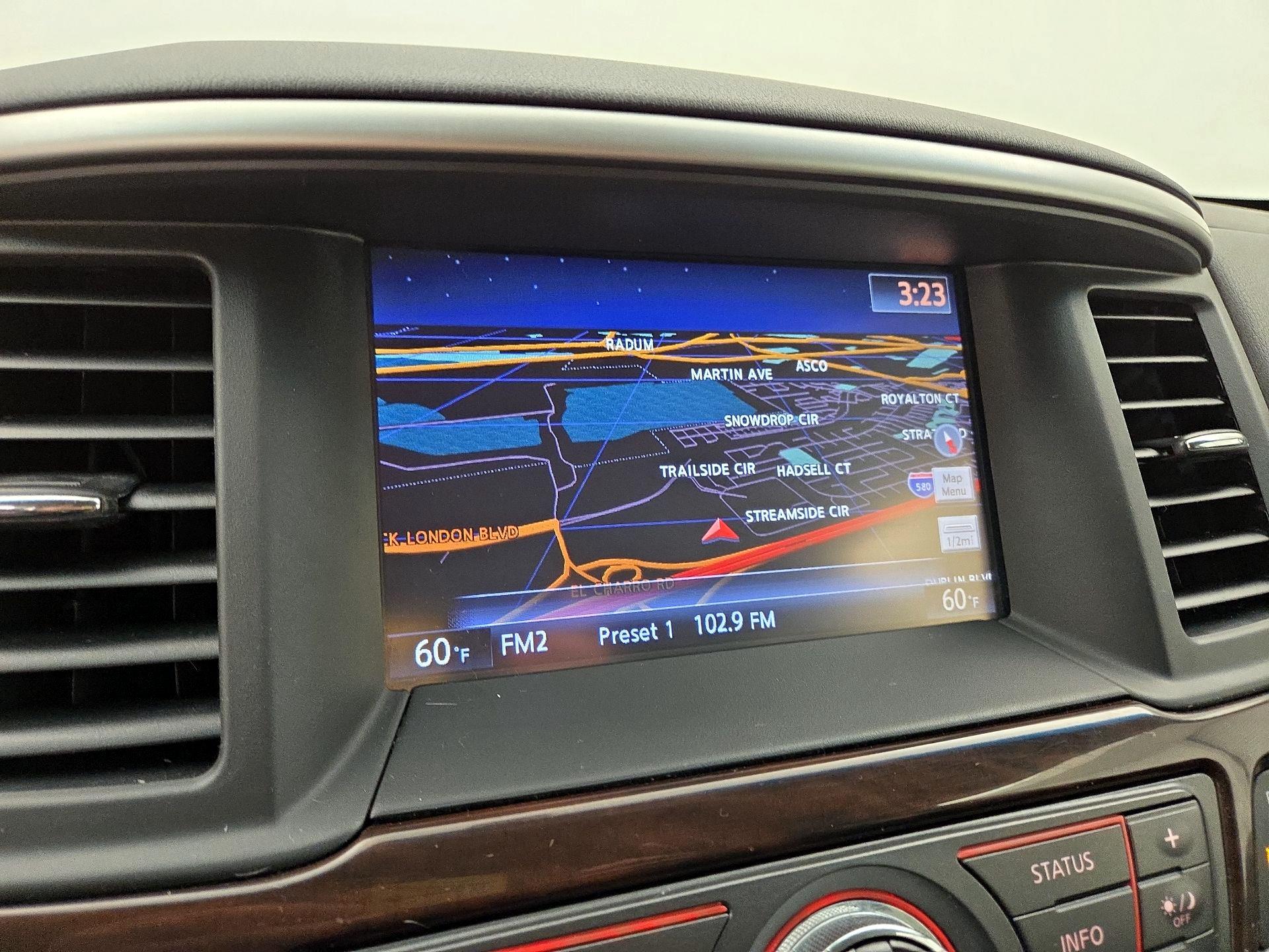 Thumbnail: 2015 Nissan Pathfinder - 14