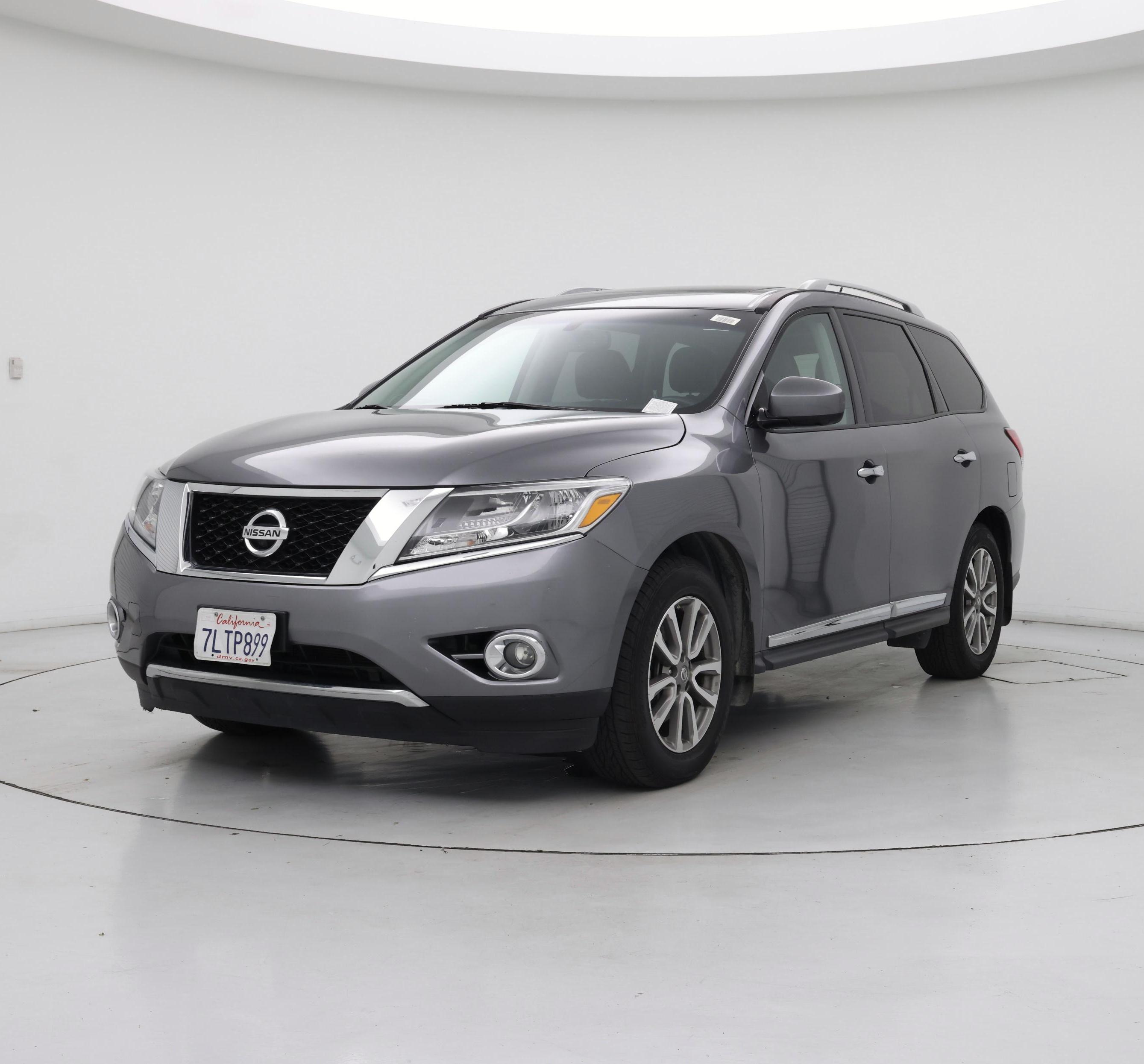 Thumbnail: 2015 Nissan Pathfinder - 4