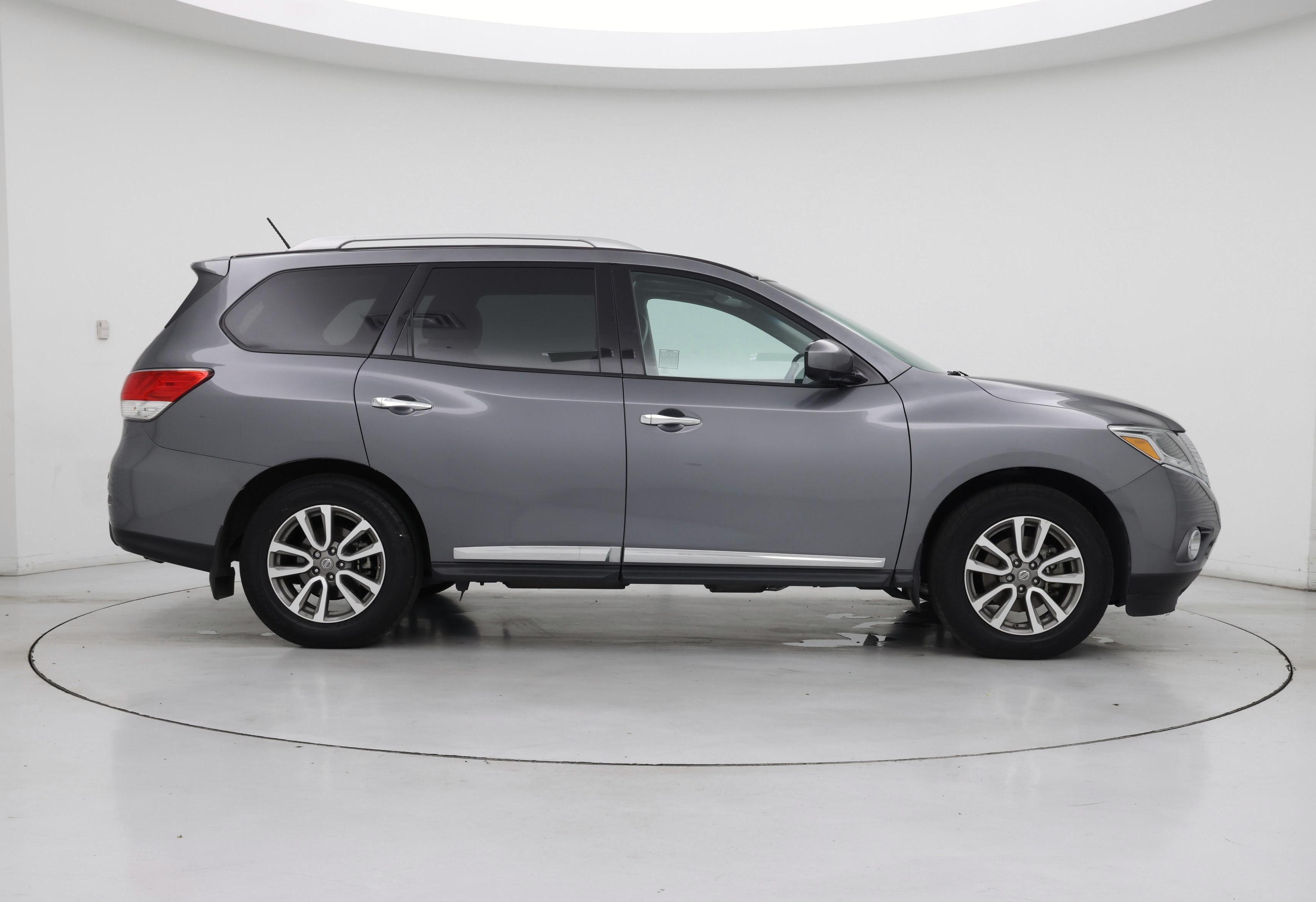 Thumbnail: 2015 Nissan Pathfinder - 7