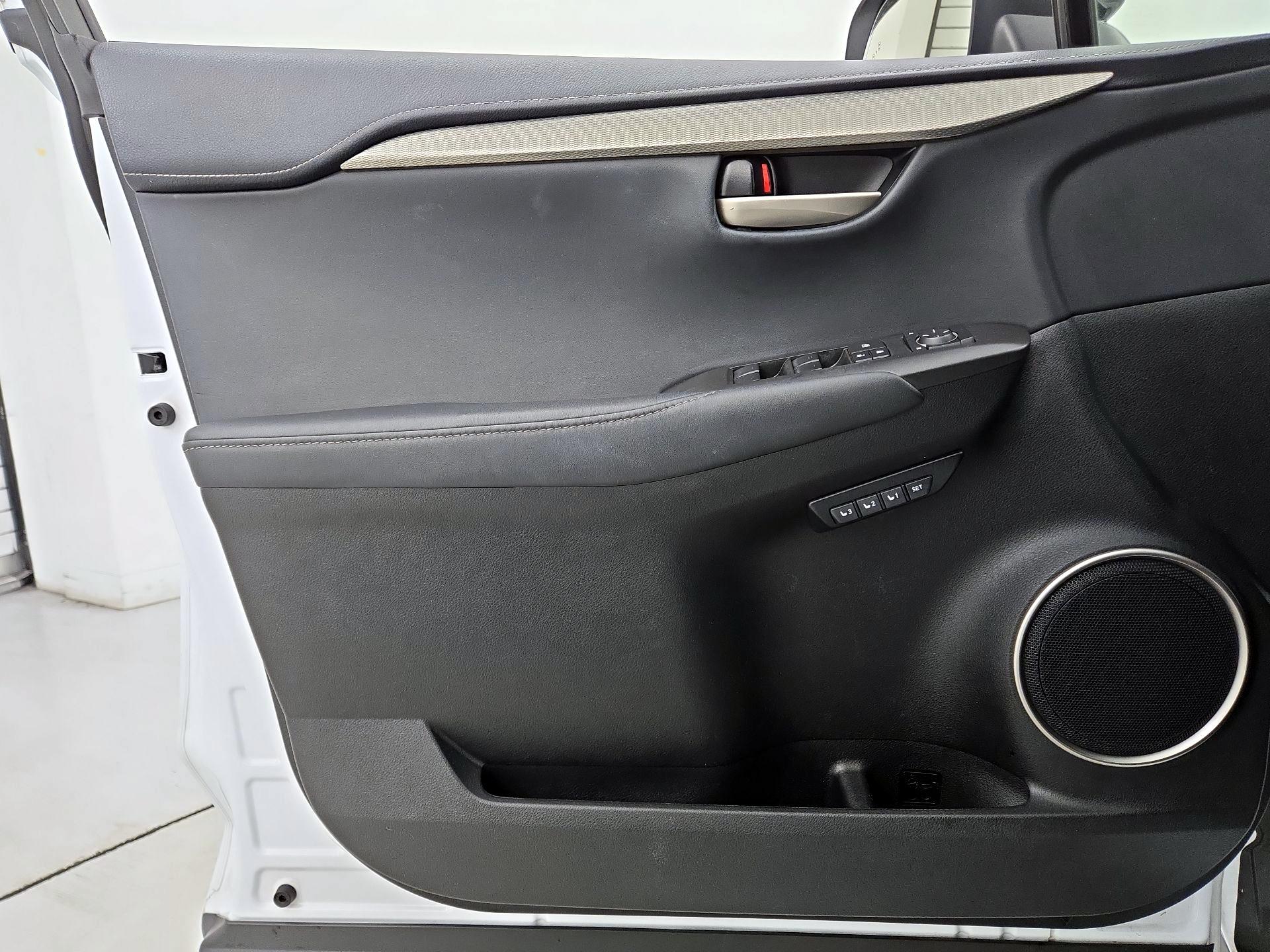 Thumbnail: 2016 Lexus NX - 12