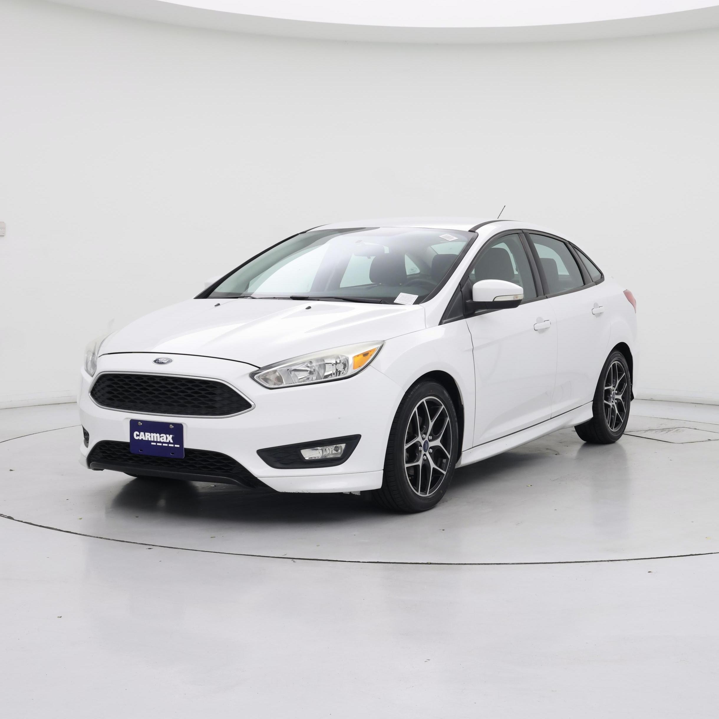 Thumbnail: 2015 Ford Focus - 4
