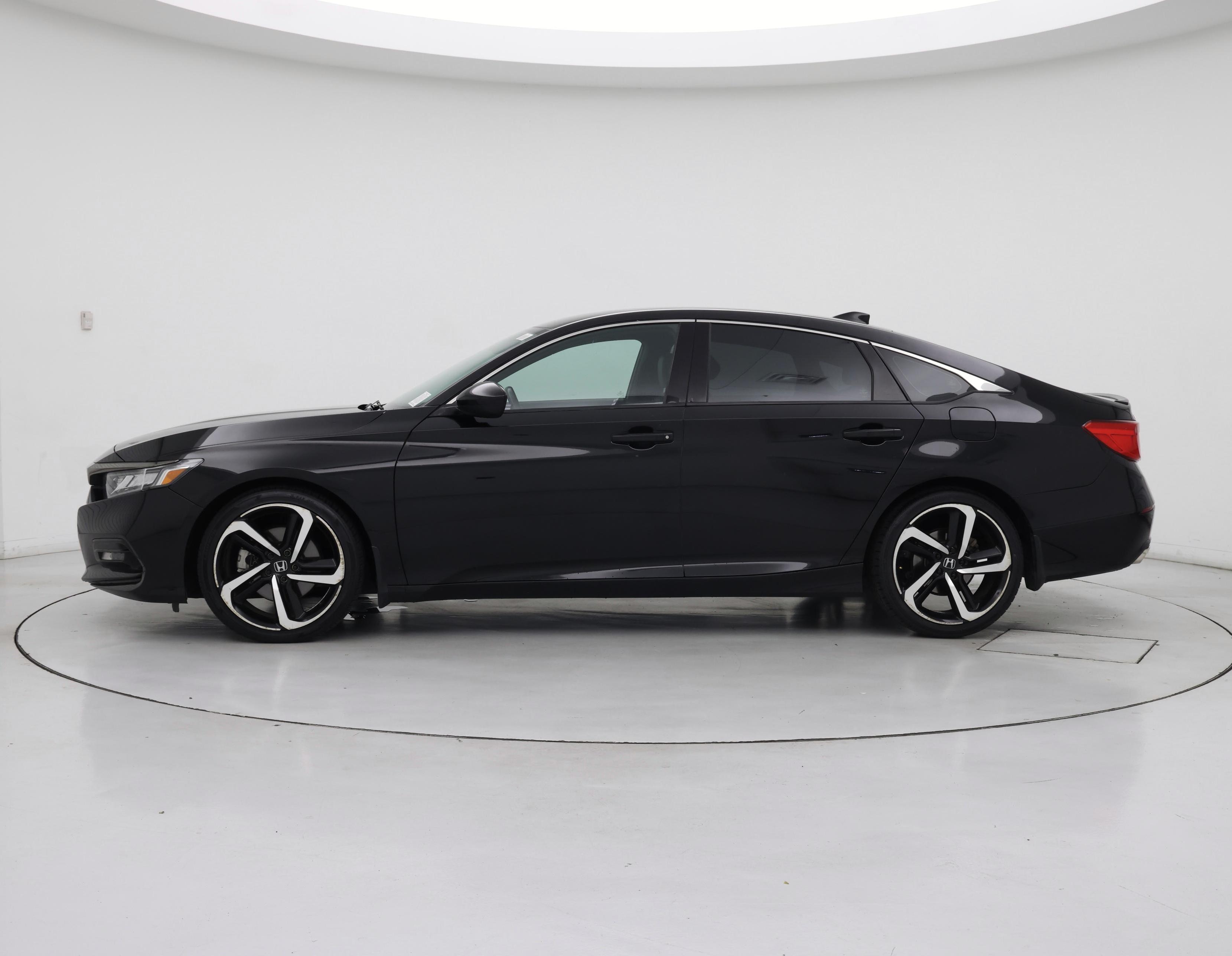 Thumbnail: 2018 Honda Accord - 3
