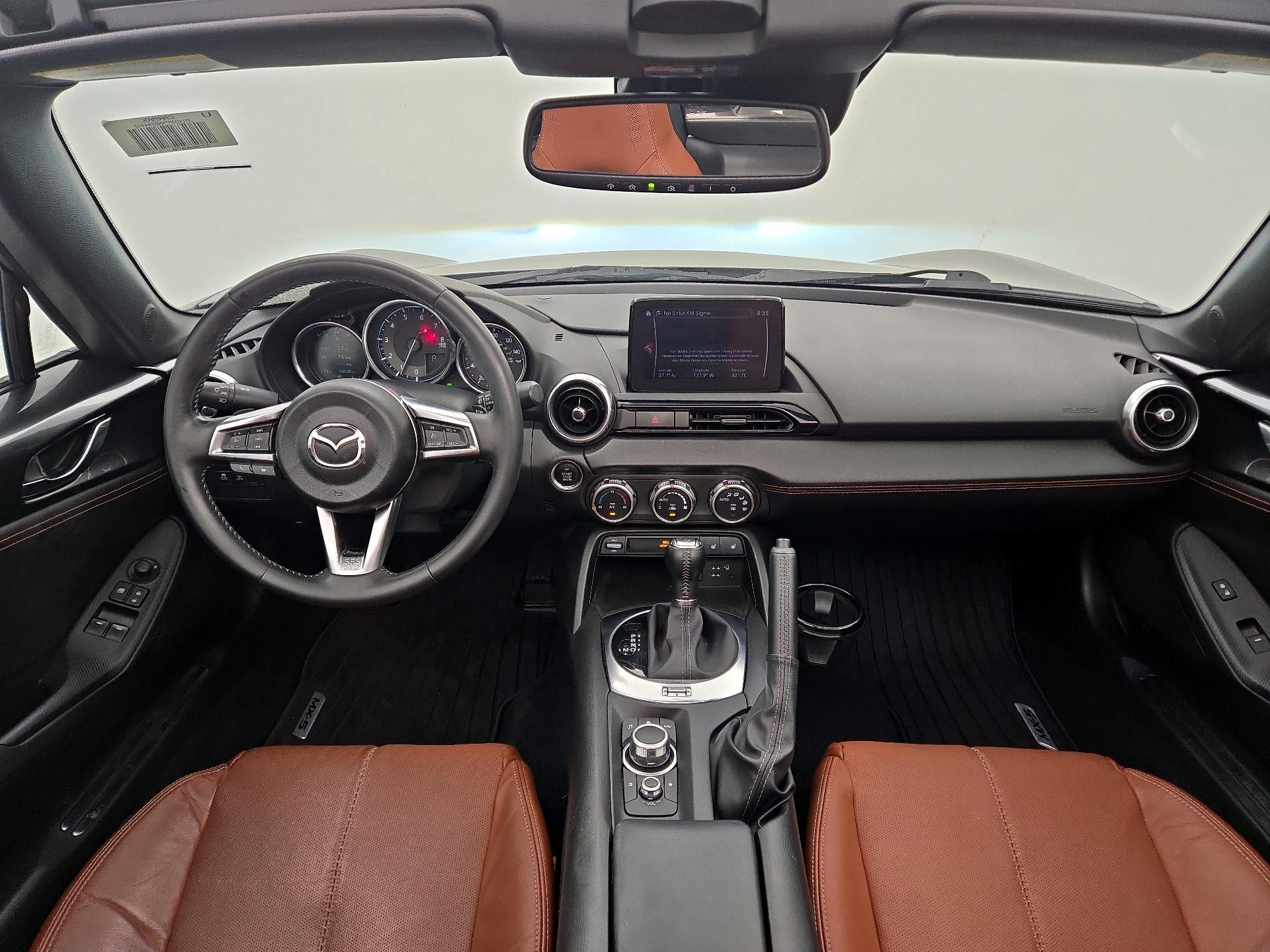 Thumbnail: 2022 Mazda MX-5 Miata - 9