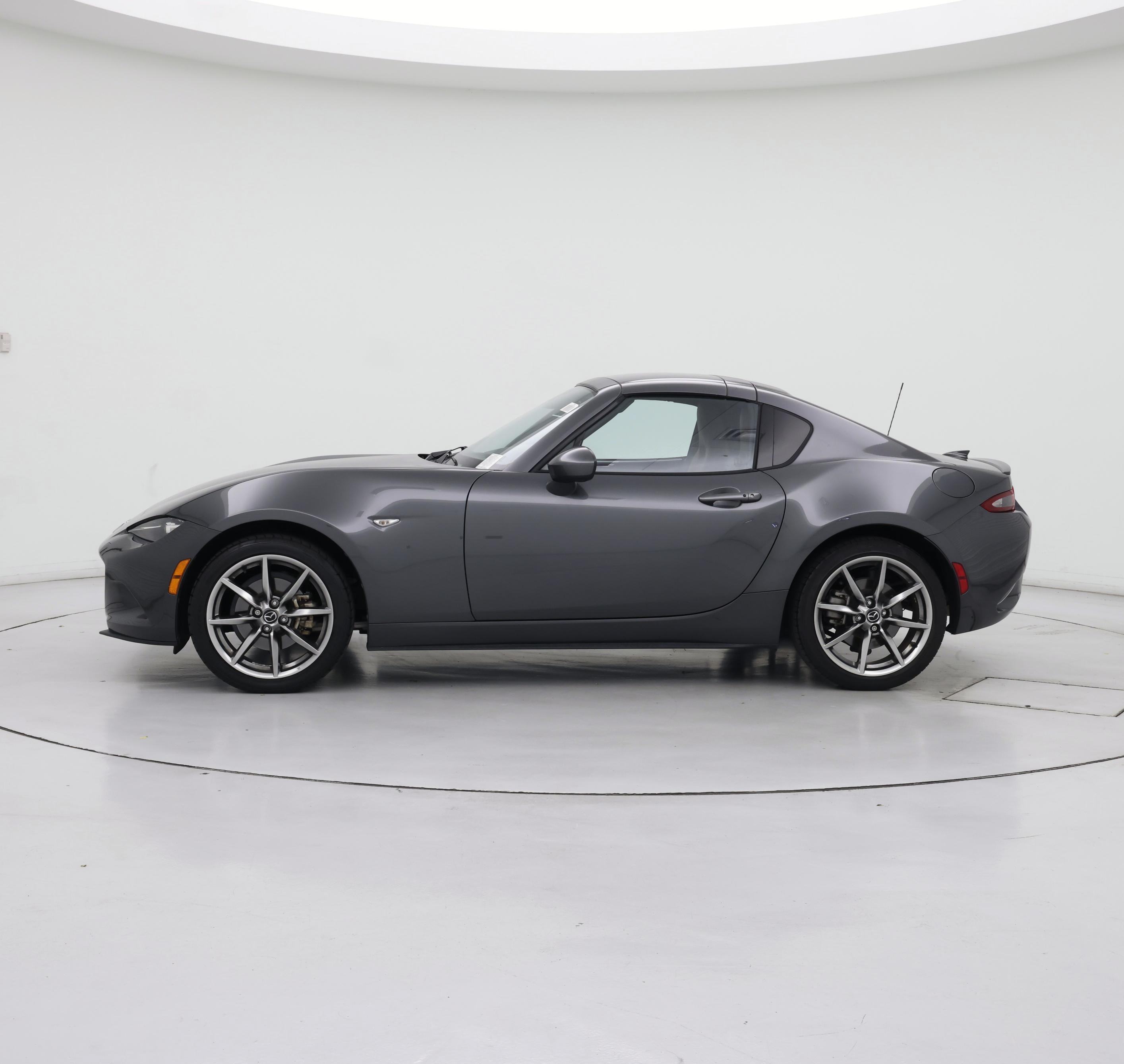 Thumbnail: 2022 Mazda MX-5 Miata - 3