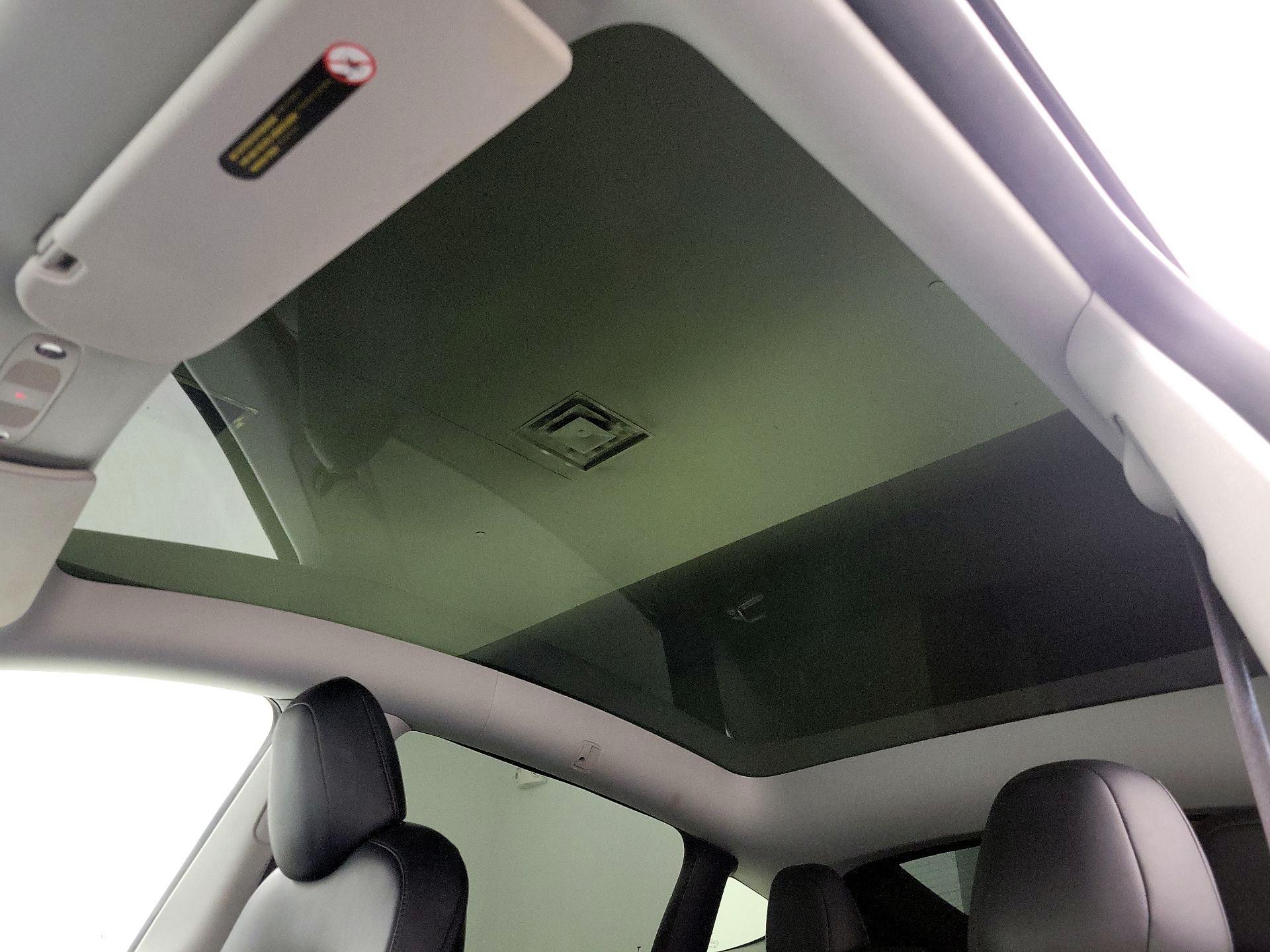 Thumbnail: 2021 Tesla Model Y - 19
