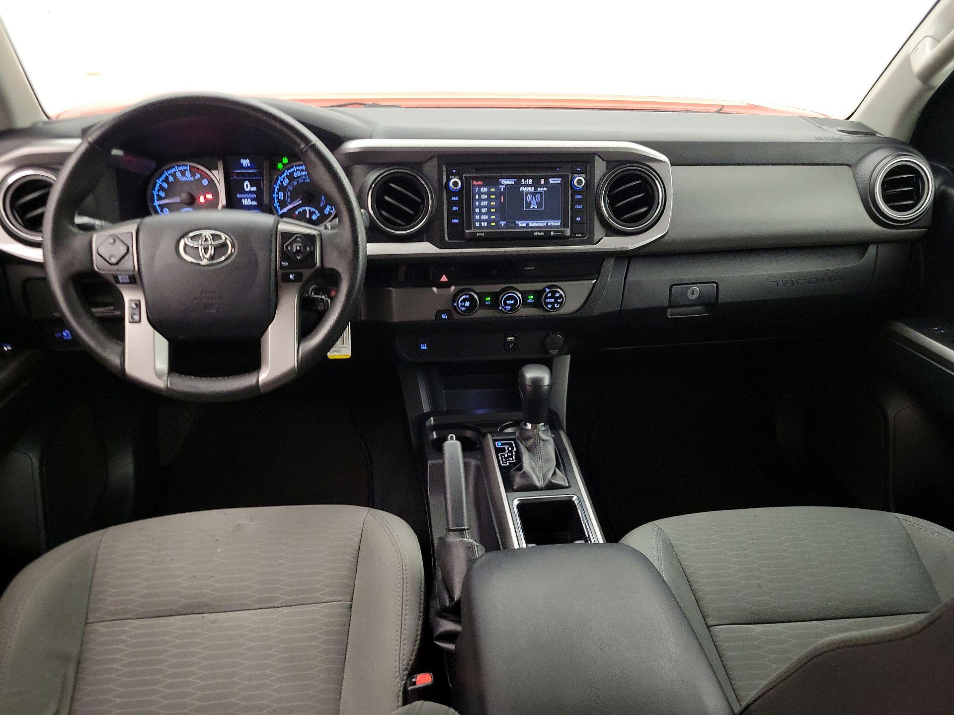 Thumbnail: 2017 Toyota Tacoma - 9