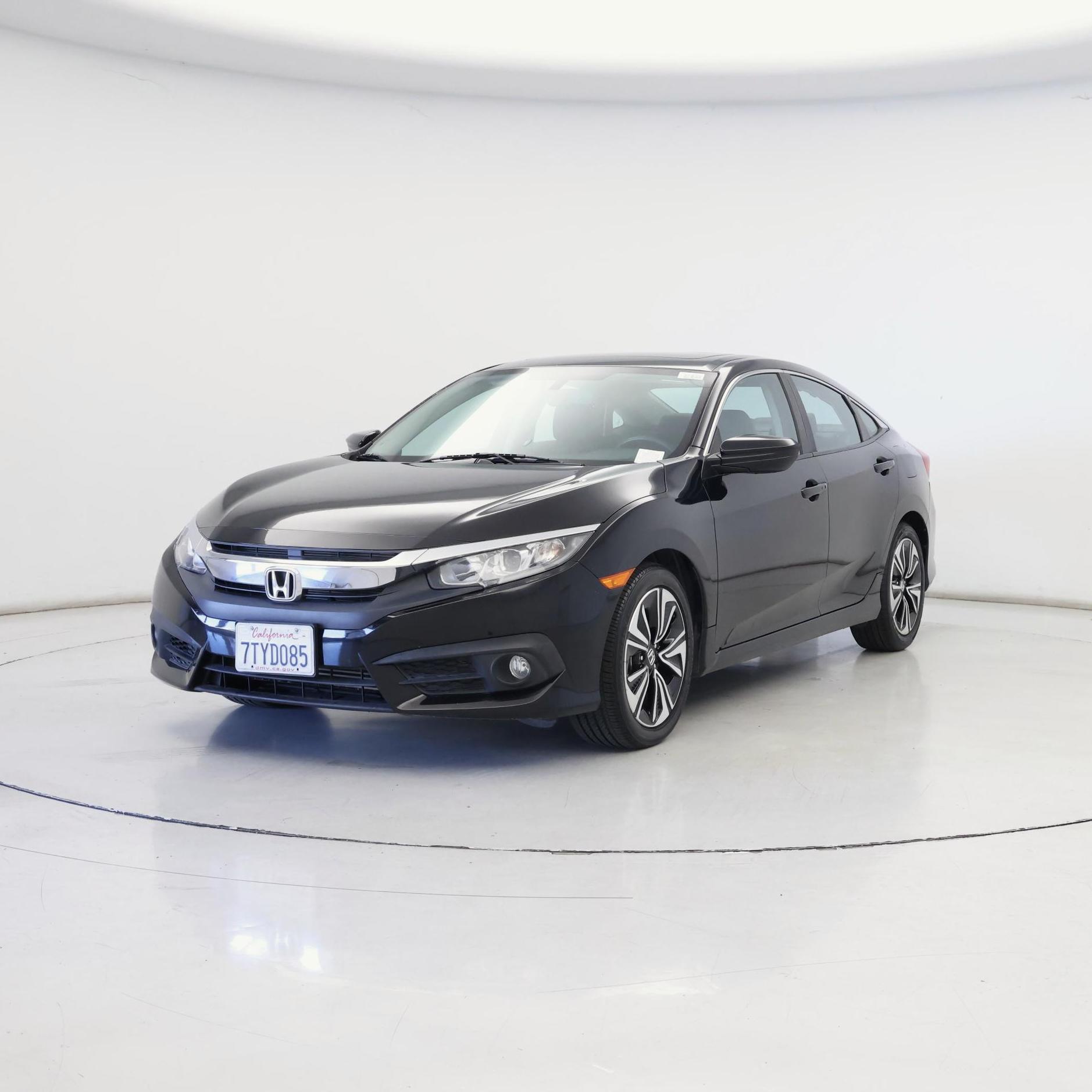 Thumbnail: 2016 Honda Civic - 4