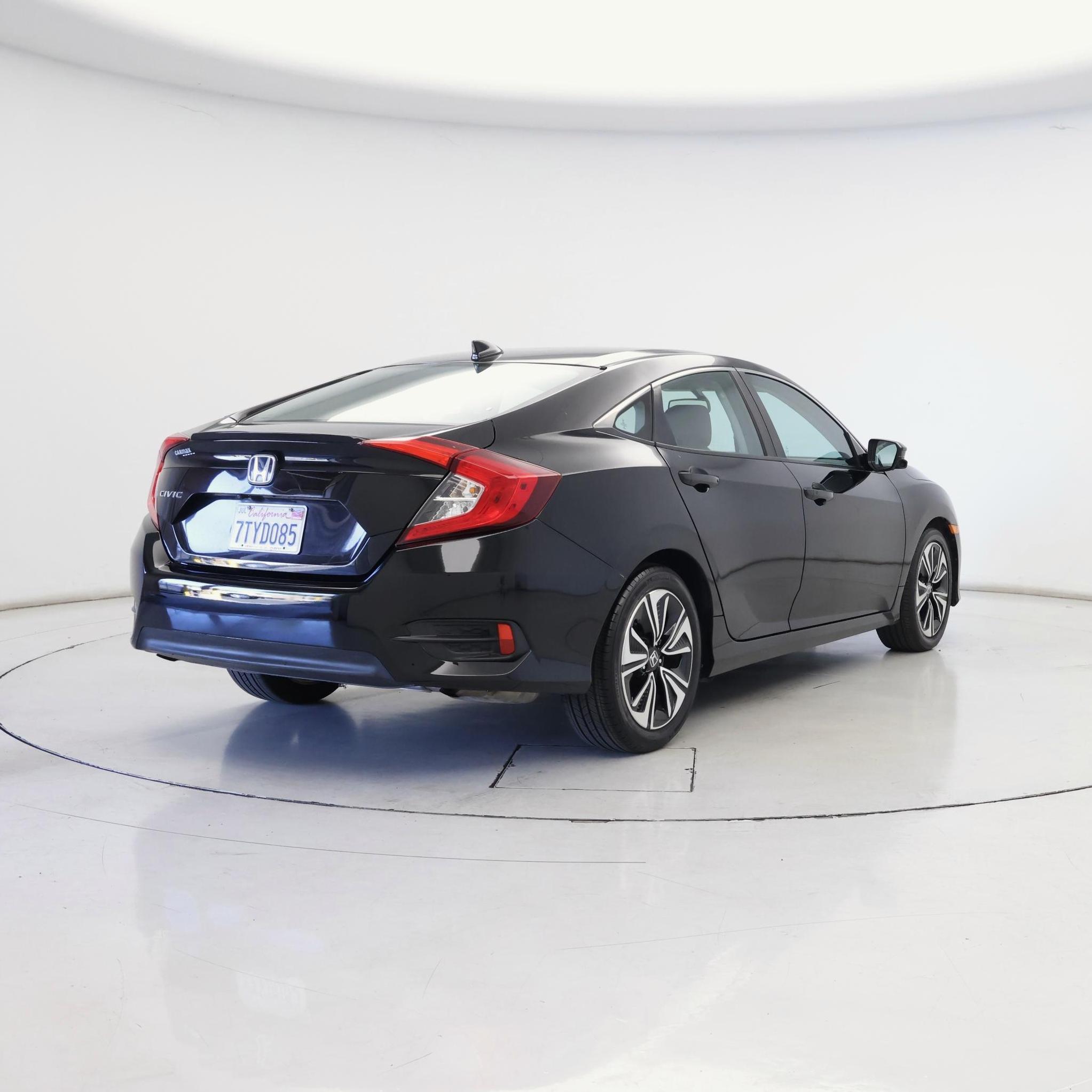 Thumbnail: 2016 Honda Civic - 8