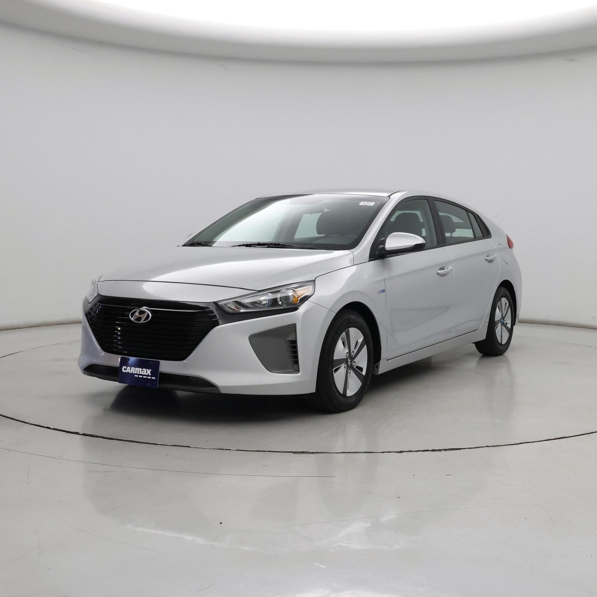 Thumbnail: 2019 Hyundai Ioniq - 4