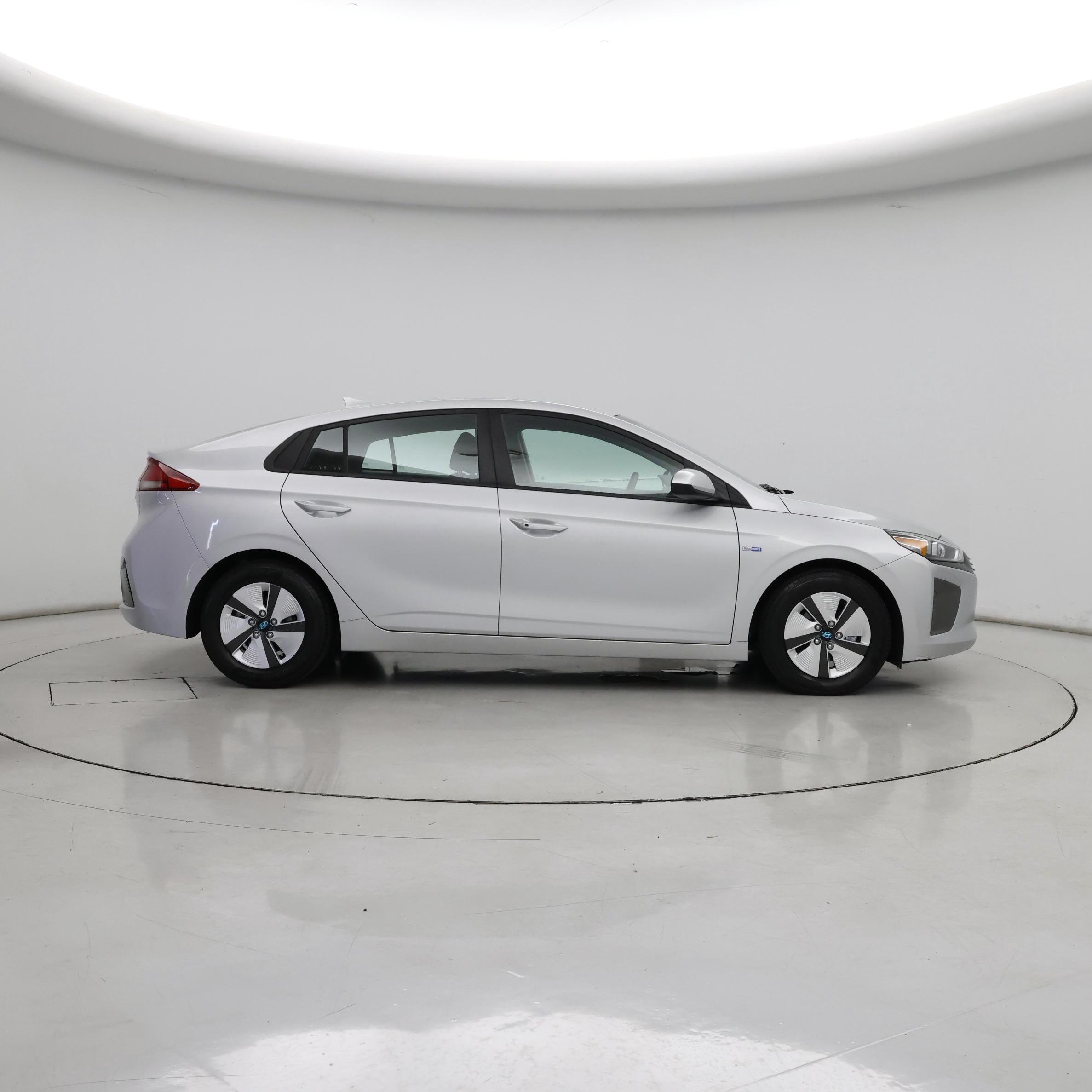 Thumbnail: 2019 Hyundai Ioniq - 7