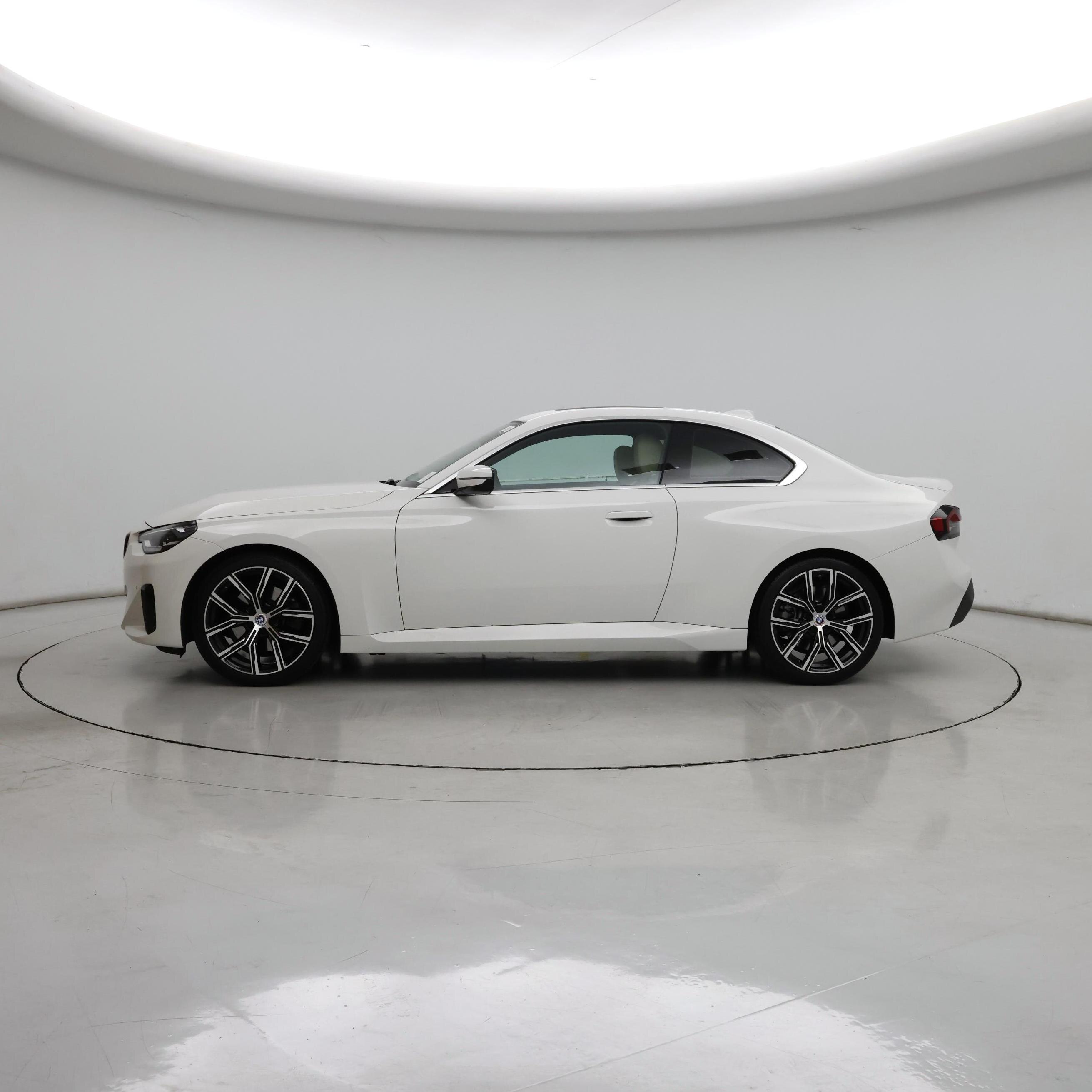 Thumbnail: 2022 BMW 2 Series - 3