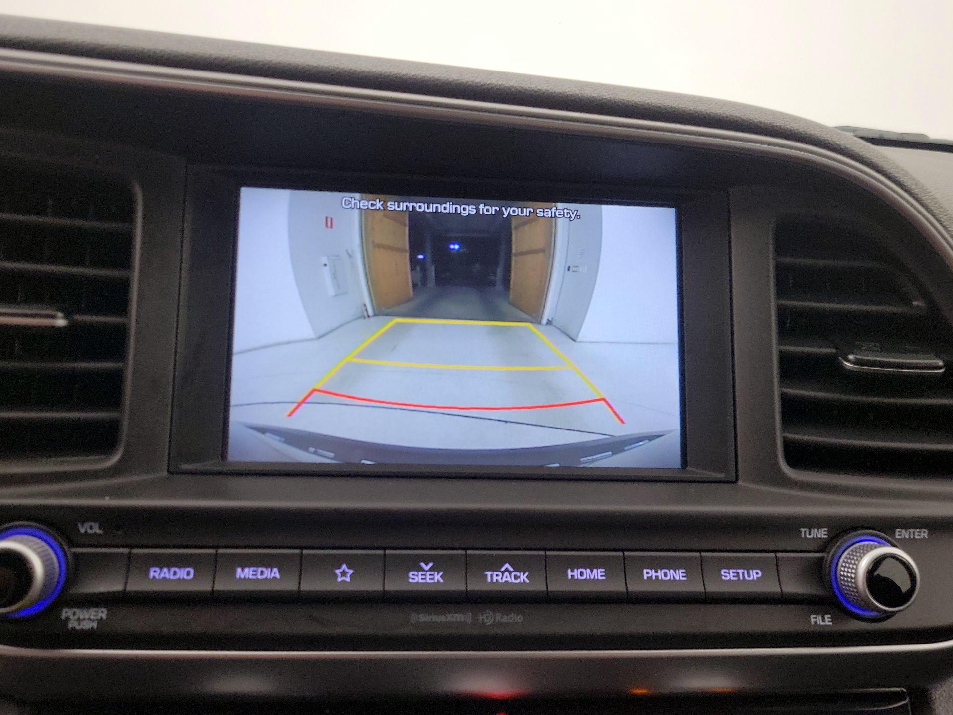 Thumbnail: 2020 Hyundai Elantra - 14