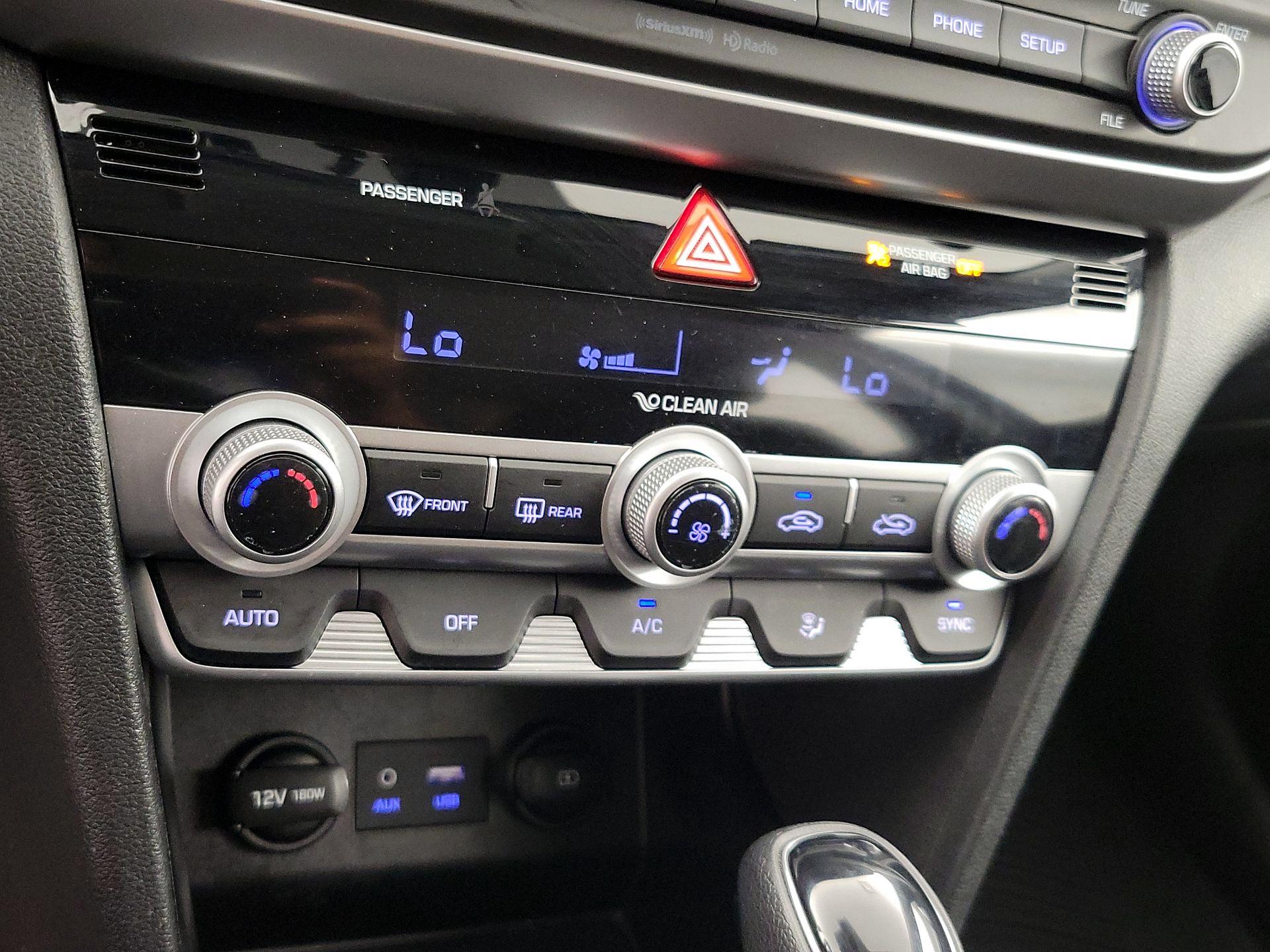 Thumbnail: 2020 Hyundai Elantra - 16