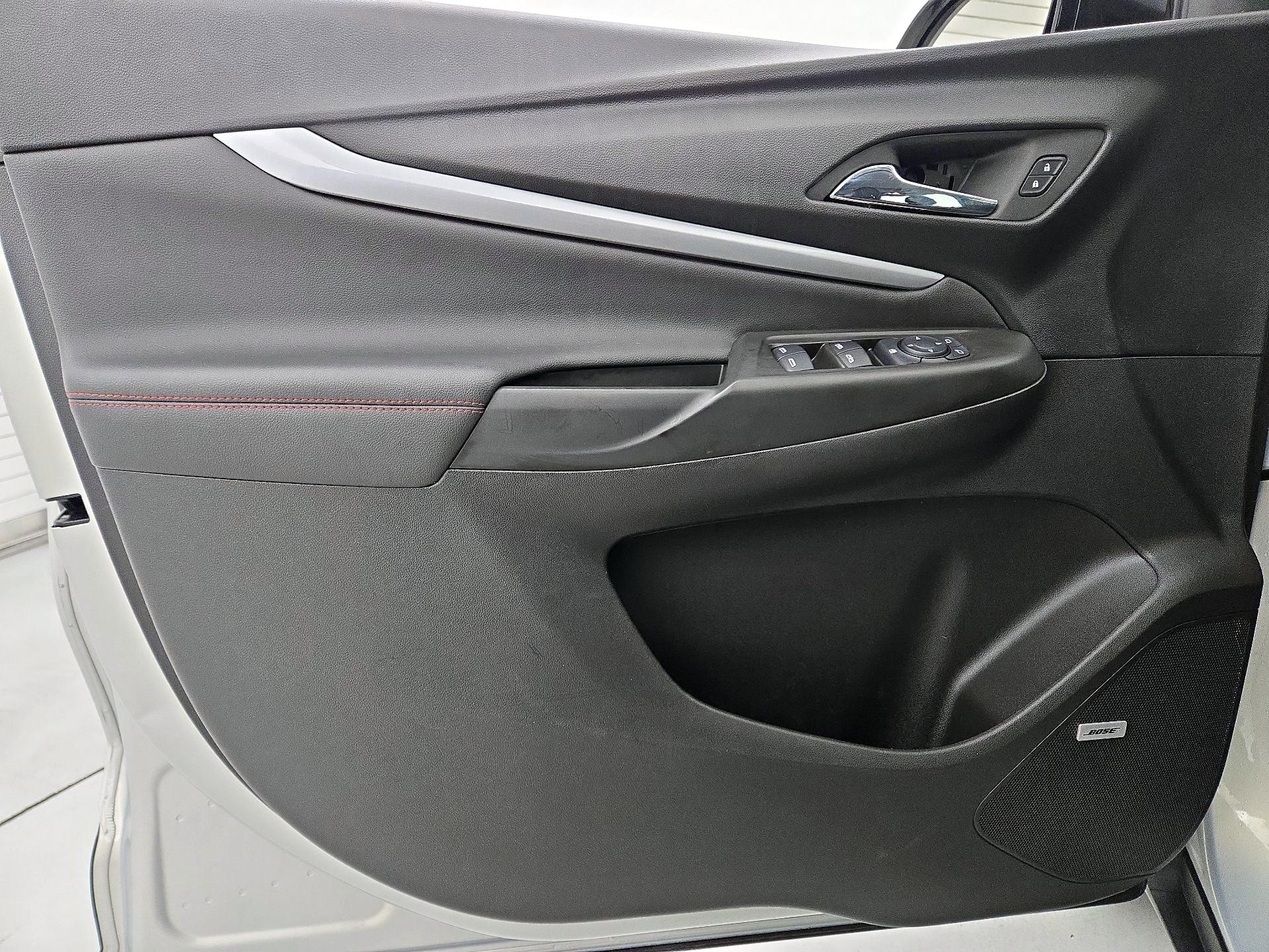 Thumbnail: 2023 Chevrolet Bolt EUV - 12