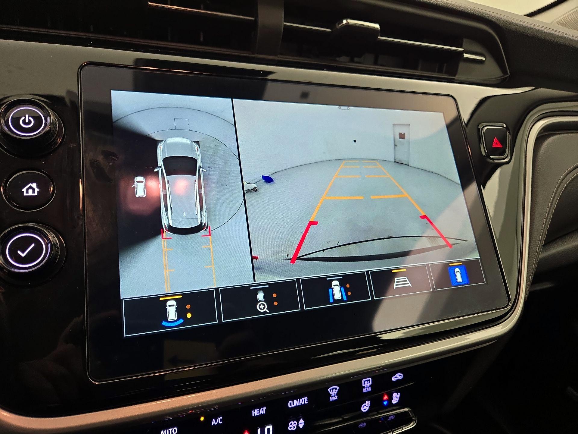 Thumbnail: 2023 Chevrolet Bolt EUV - 14