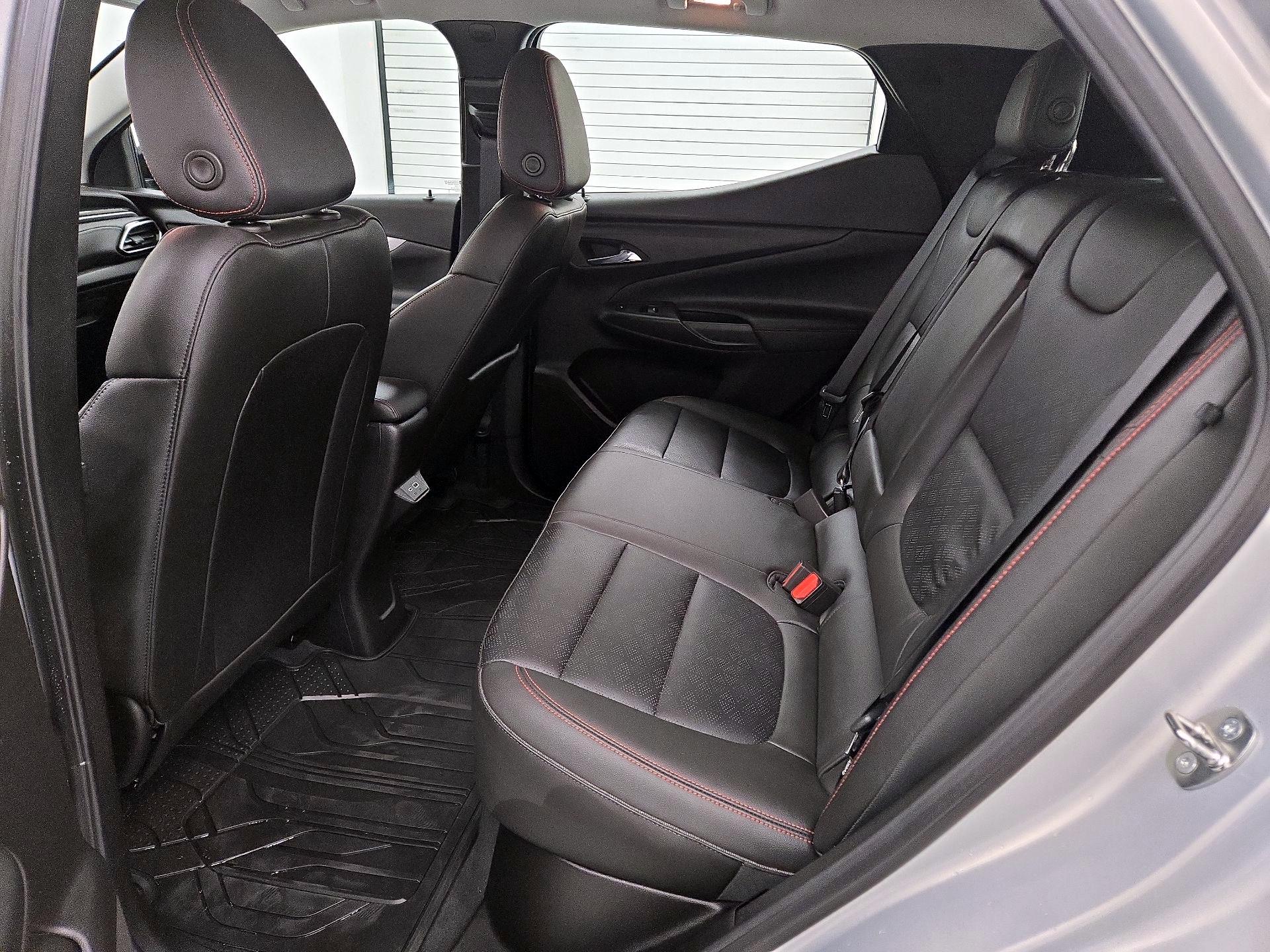 Thumbnail: 2023 Chevrolet Bolt EUV - 18