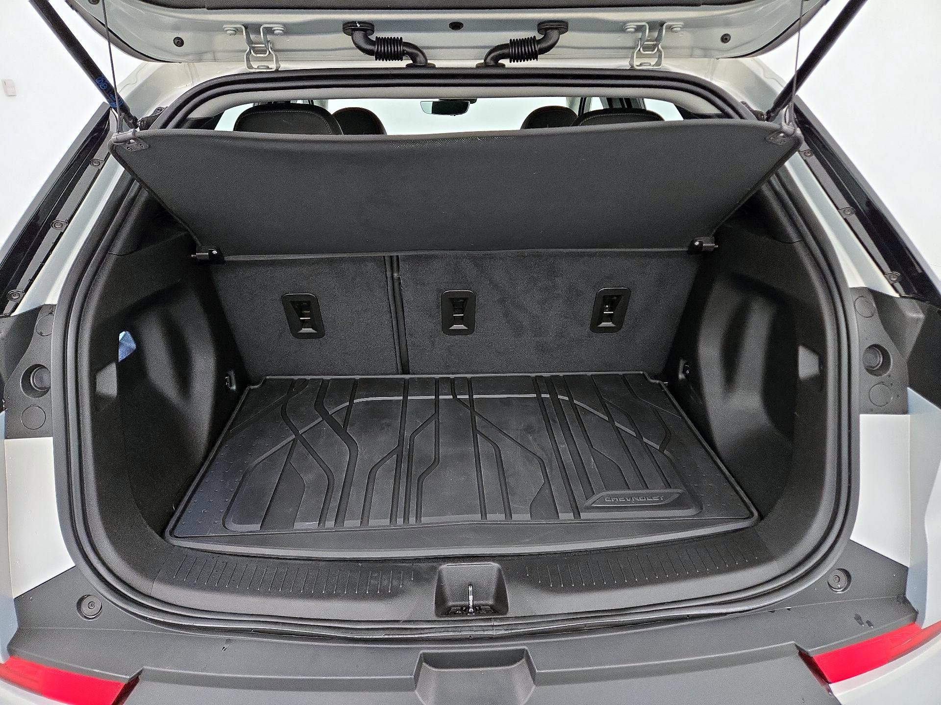 Thumbnail: 2023 Chevrolet Bolt EUV - 19