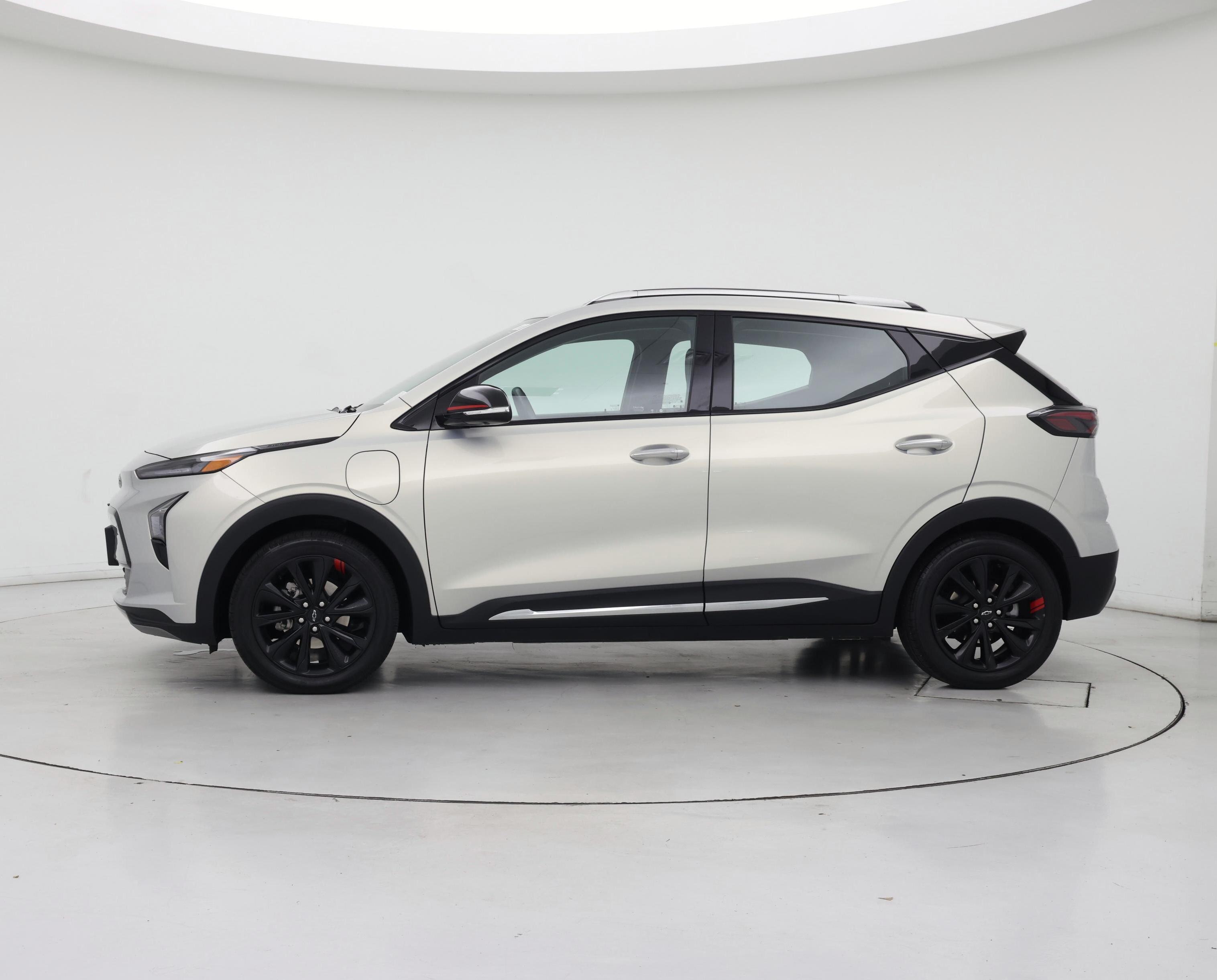 Thumbnail: 2023 Chevrolet Bolt EUV - 3