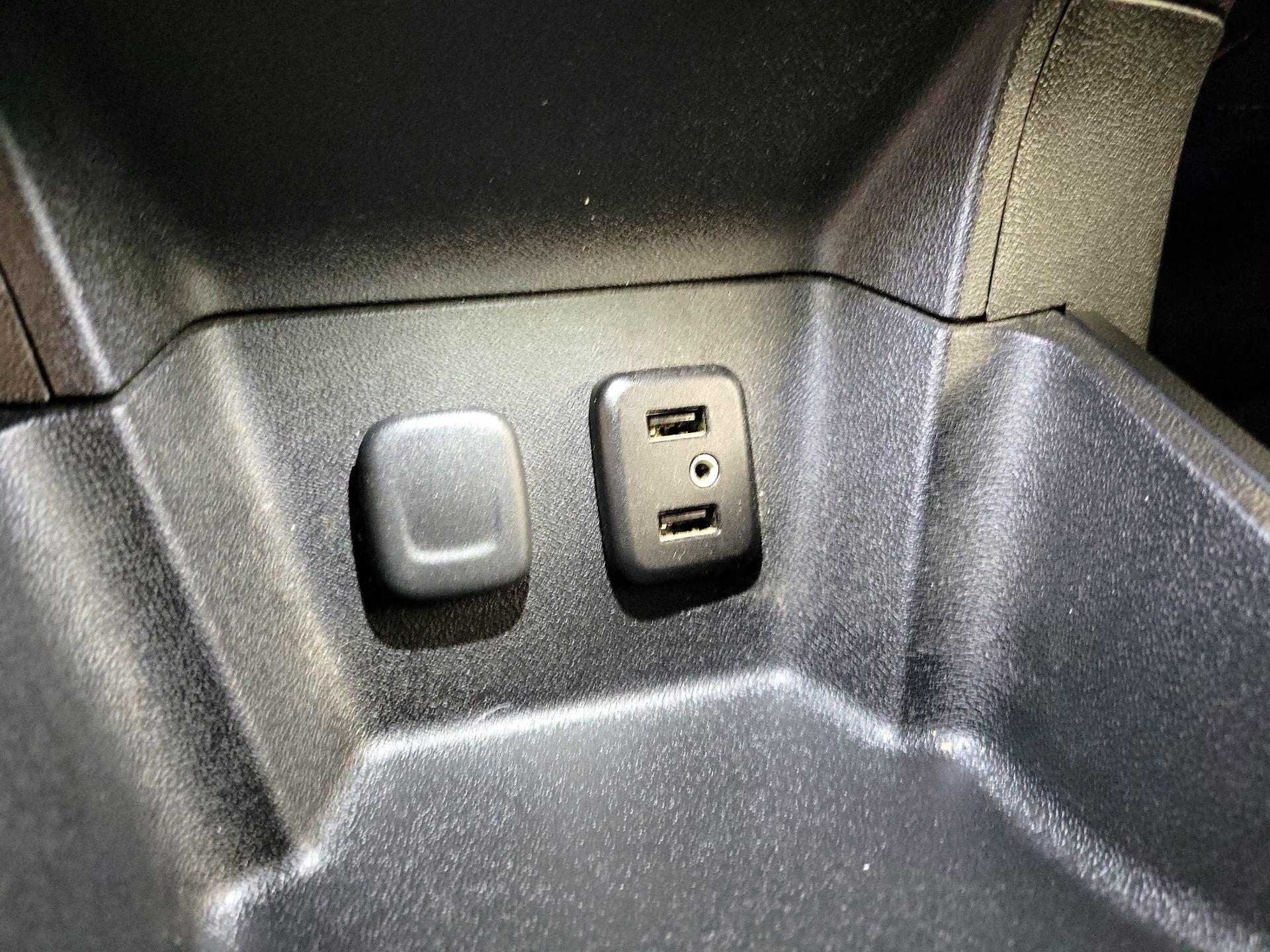 Thumbnail: 2017 Chevrolet Volt - 18