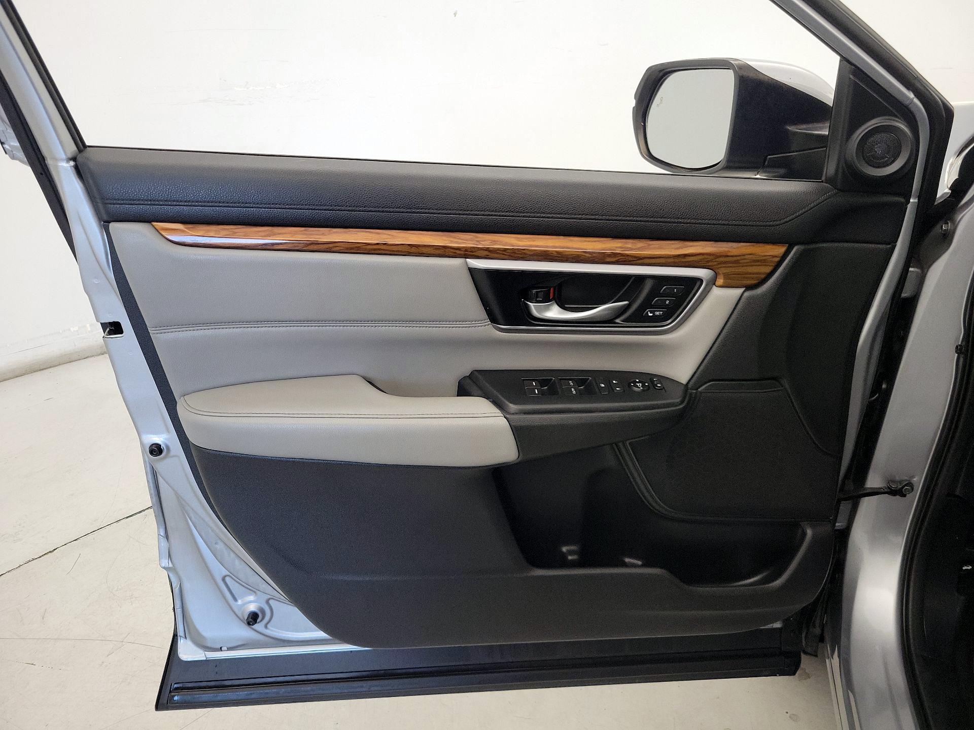 Thumbnail: 2018 Honda CR-V - 12