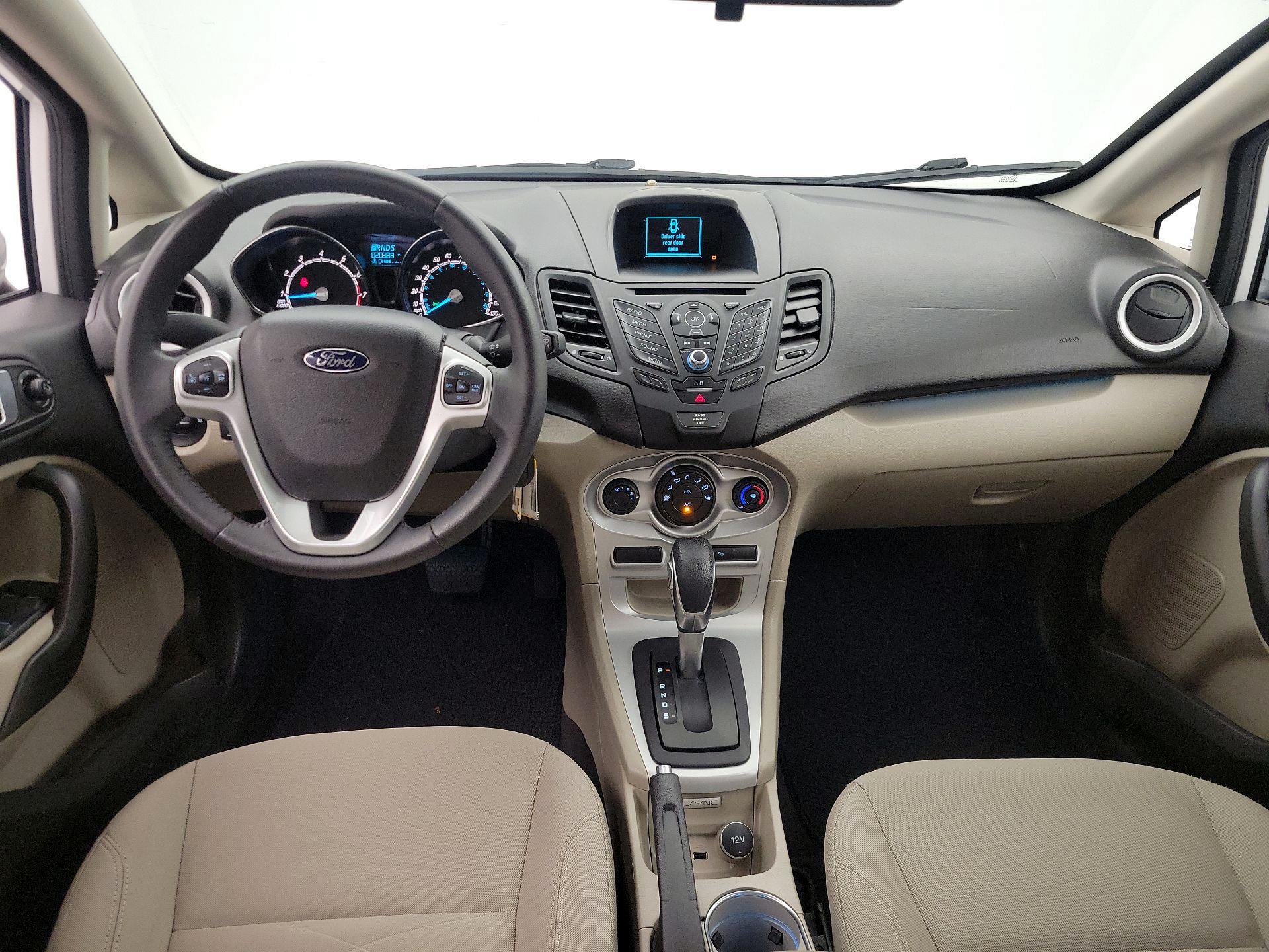 Thumbnail: 2016 Ford Fiesta - 9