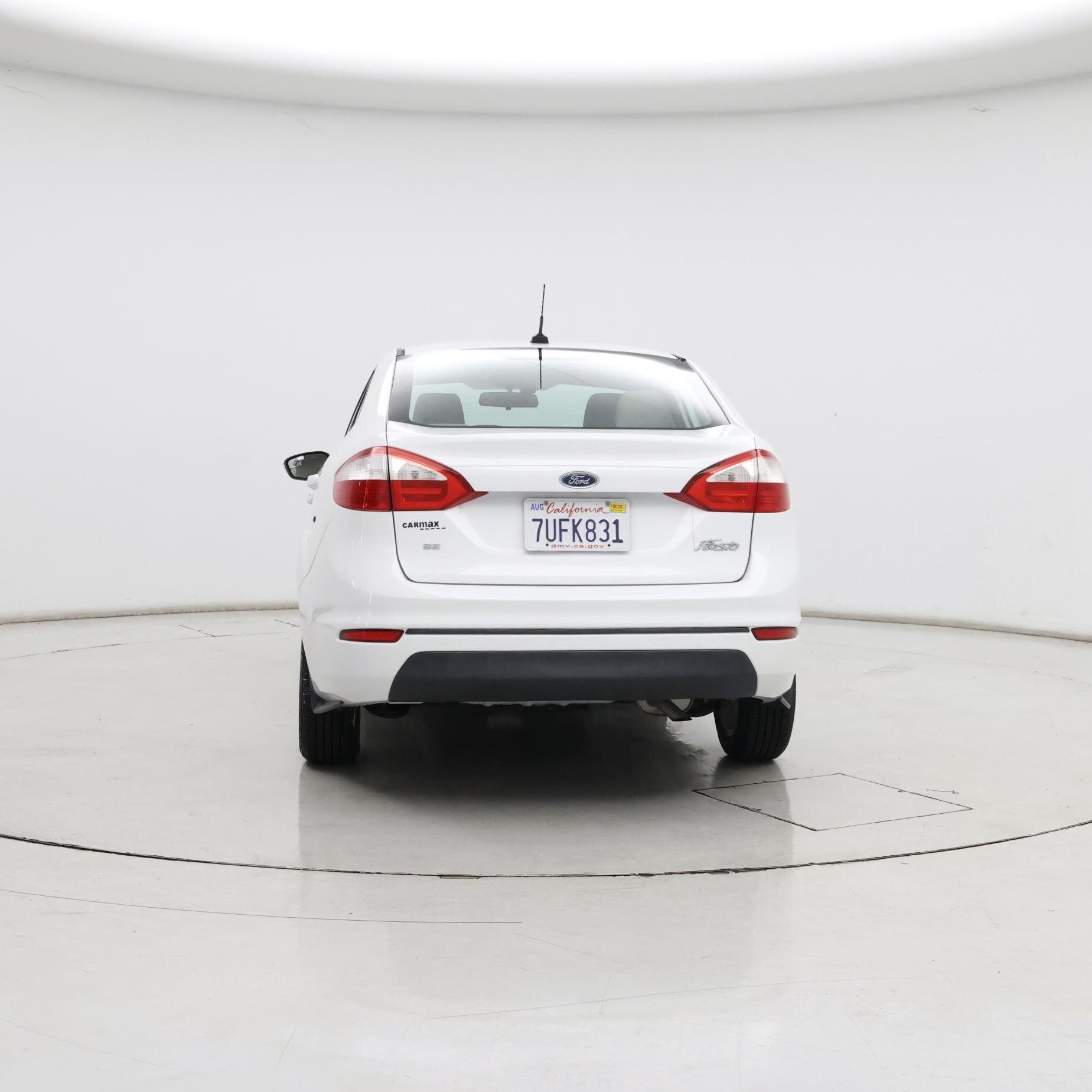 Thumbnail: 2016 Ford Fiesta - 6