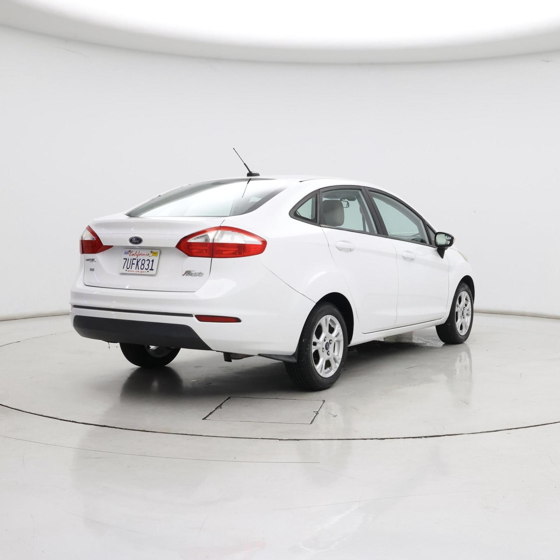 Thumbnail: 2016 Ford Fiesta - 8