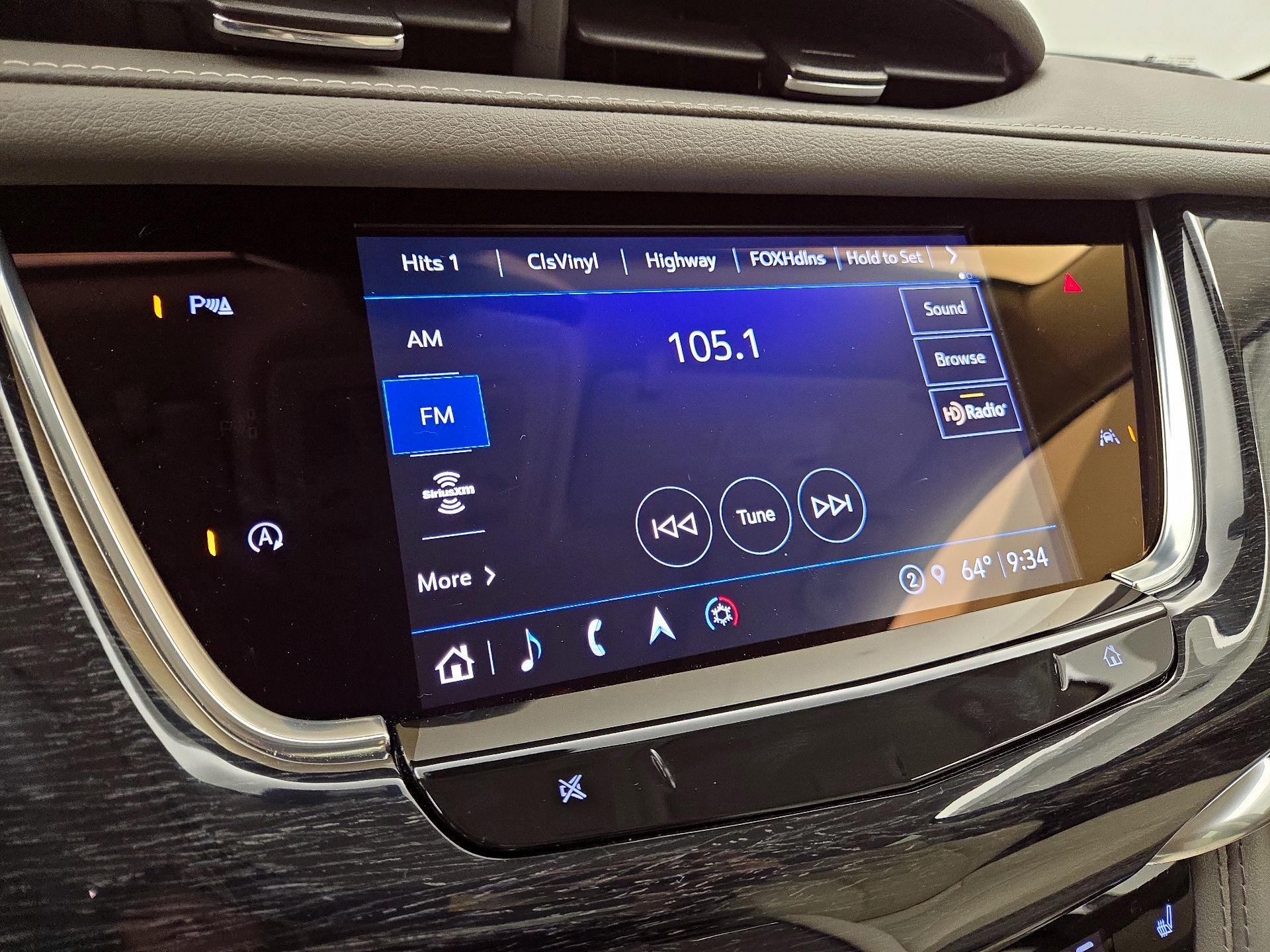 Thumbnail: 2022 Cadillac XT6 - 16
