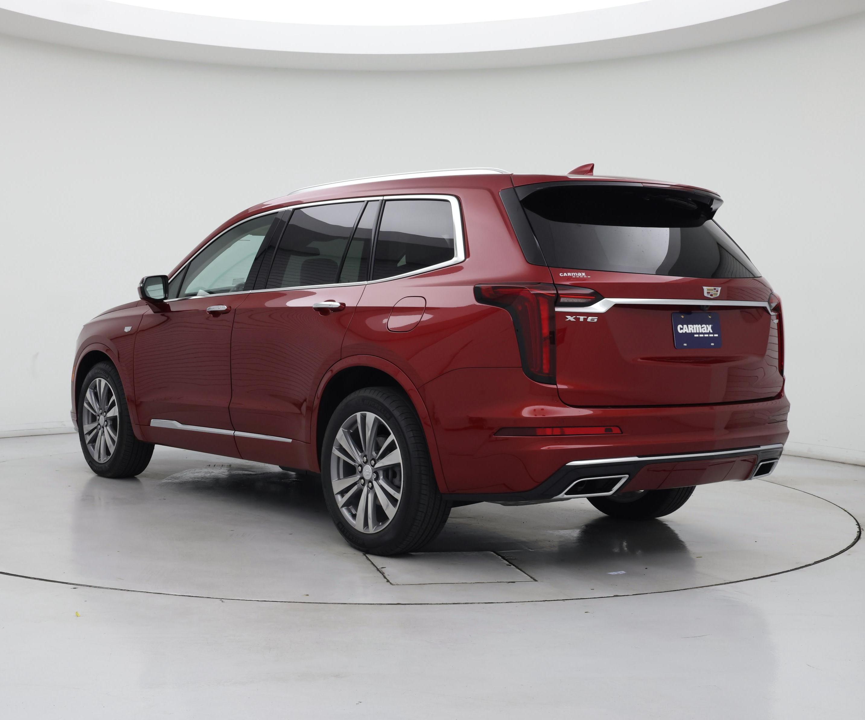 Thumbnail: 2022 Cadillac XT6 - 2