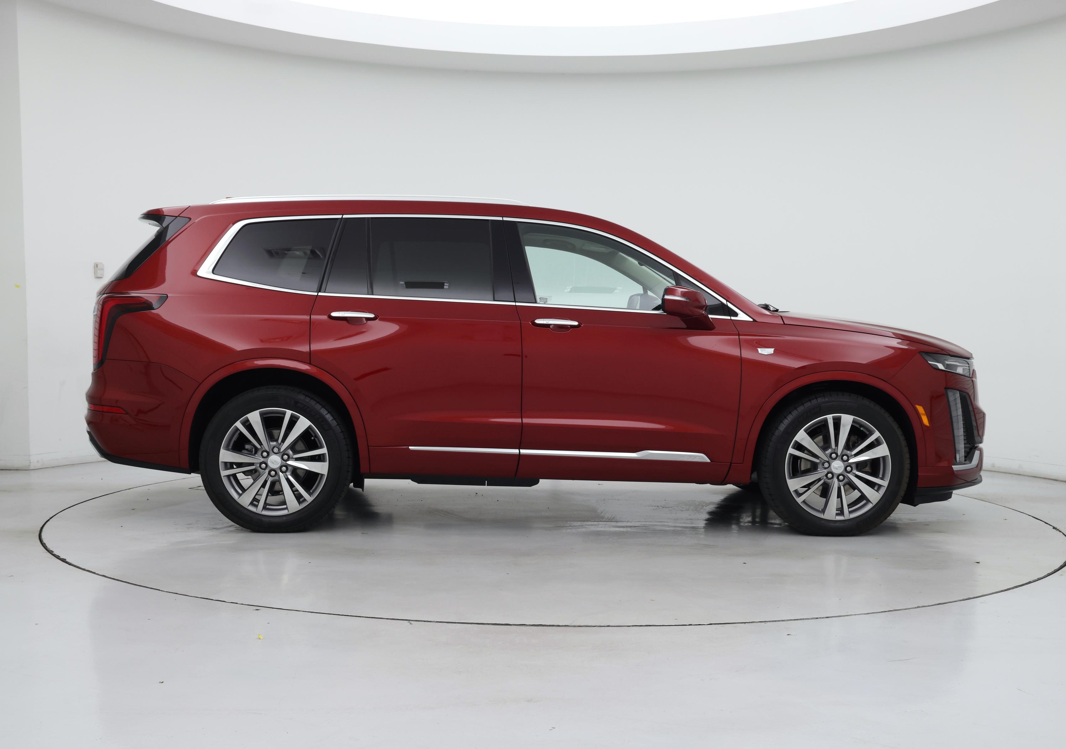Thumbnail: 2022 Cadillac XT6 - 7