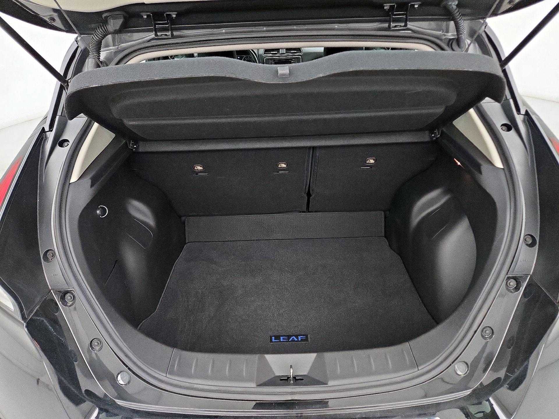 Thumbnail: 2019 Nissan Leaf - 20