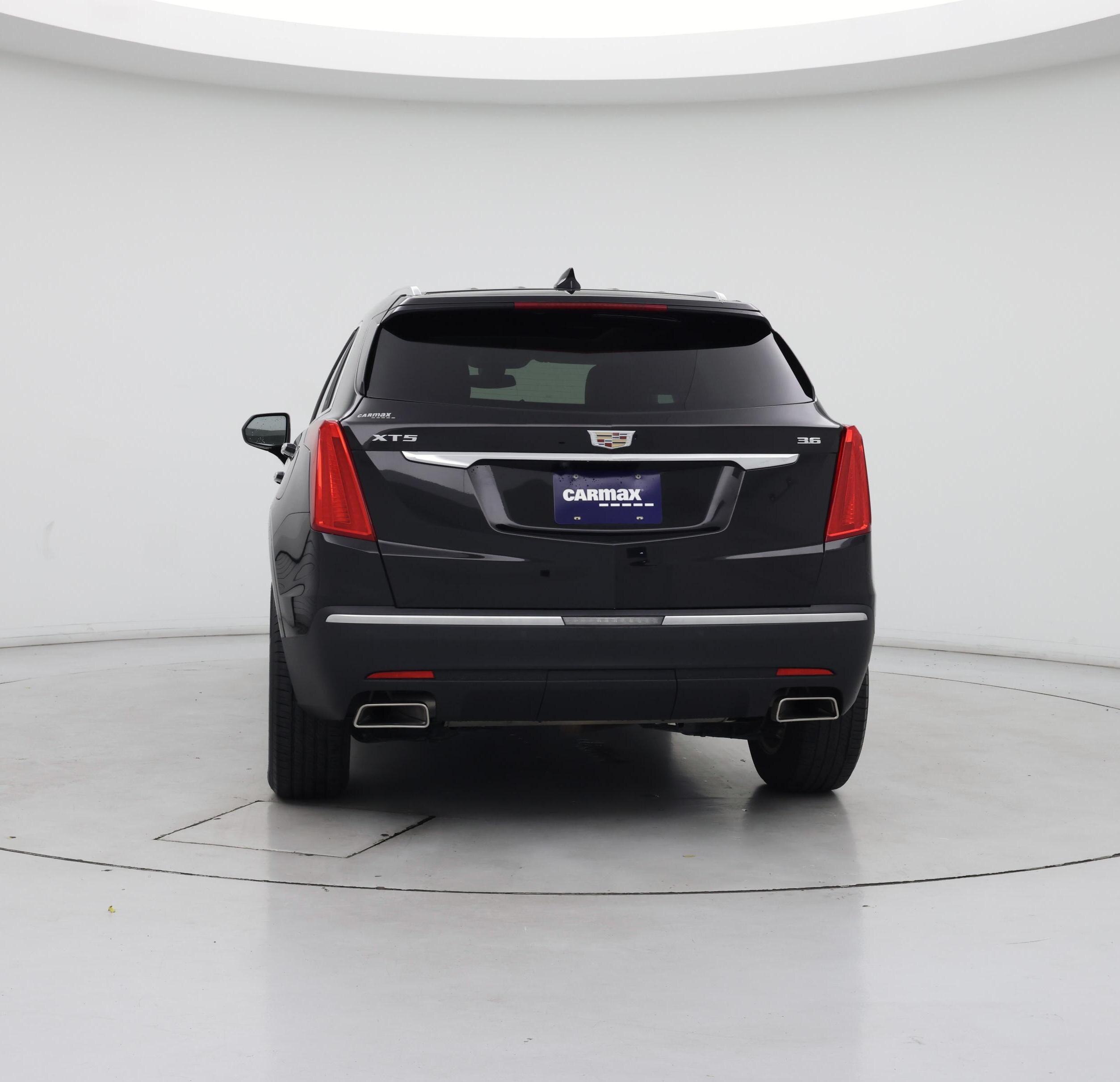 Thumbnail: 2018 Cadillac XT5 - 6