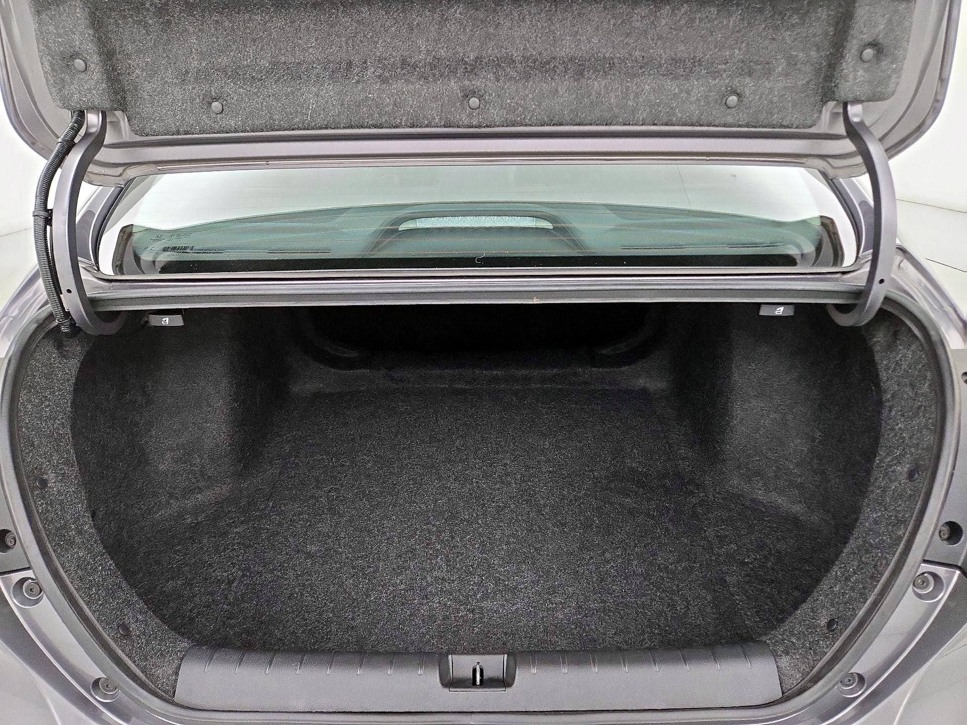 Thumbnail: 2020 Honda Insight - 20