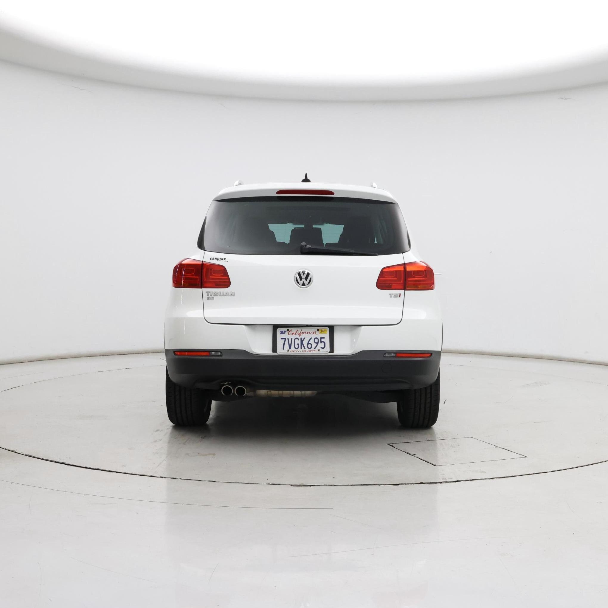 Thumbnail: 2016 Volkswagen Tiguan - 6
